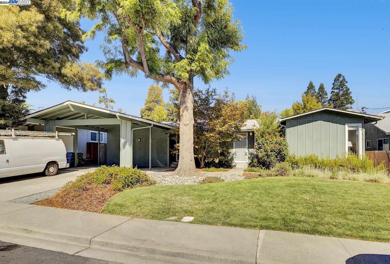 Don't miss this rare opportunity to own a tastefully updated duplex right in the heart of Walnut Creek. This is an investor's dream. This location offers close proximity to BART, freeway access, adjacent to Buena Vista Elementary and near Downtown Walnut Creek which has loads of restaurants, shops and community events. This location simply can't be beat.  The interior of the duplex consists of one 3 bd/2bath (approx. 1,000 sq. ft.) and one 2 bd/1bath (approx. 800 sq. Ft.).  Both units have been tastefully updated throughout with dual pane windows, updated bathrooms and laminate floor planking the main living areas. The kitchen features rich wood cabinets, stainless appliances and granite countertops. These units offer interior laundry rooms and seamlessly flowing floor plans with open concept living. The outdoor space is perfect for outdoor dining, BBQ area or your create your own private garden. These are perfect as rentals or possibly a future place to call home.  First time this property  has been sold in 50+ years.  These beauty simply won't last.