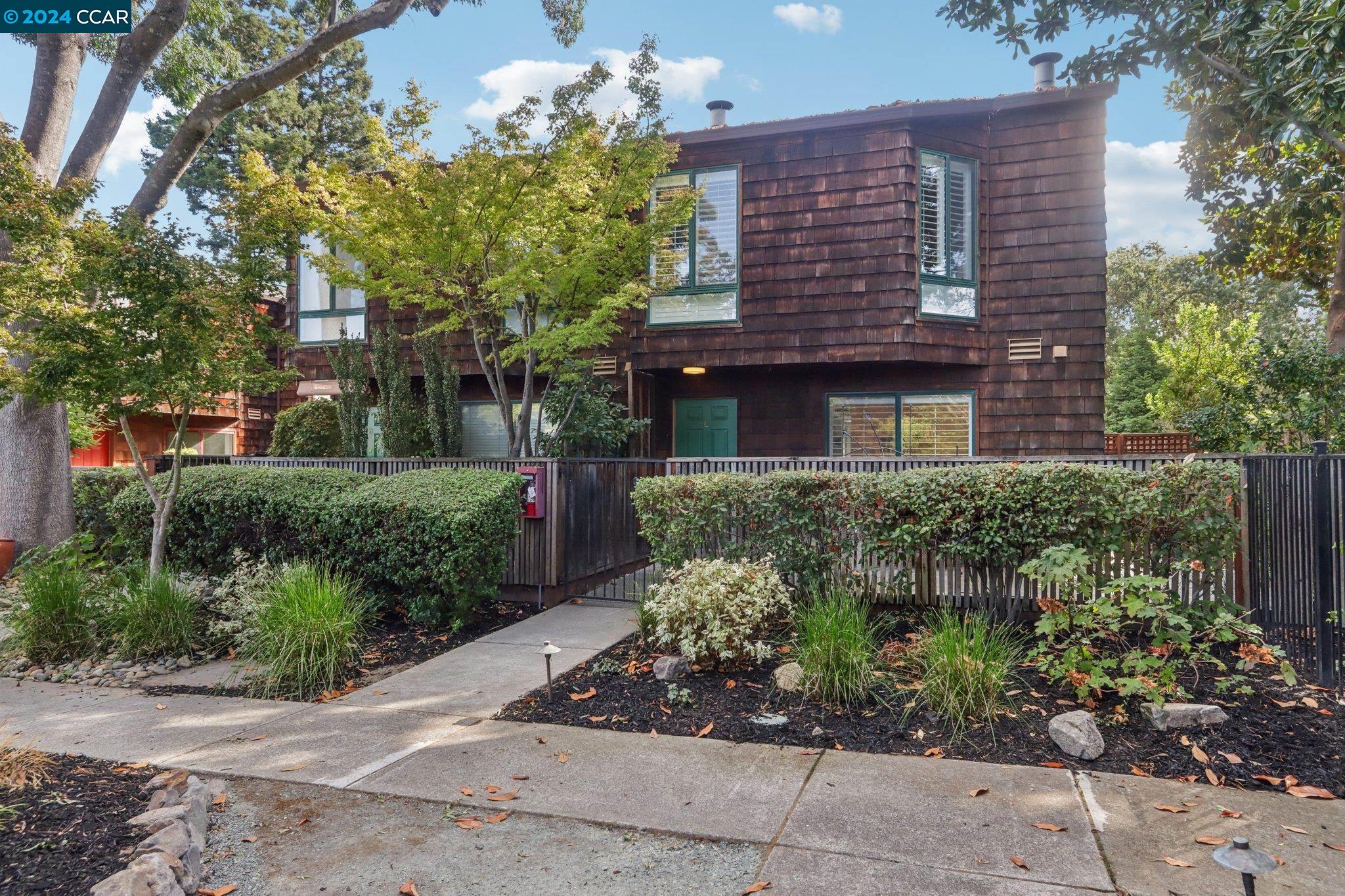 Photo #2: 41076838 Listing 