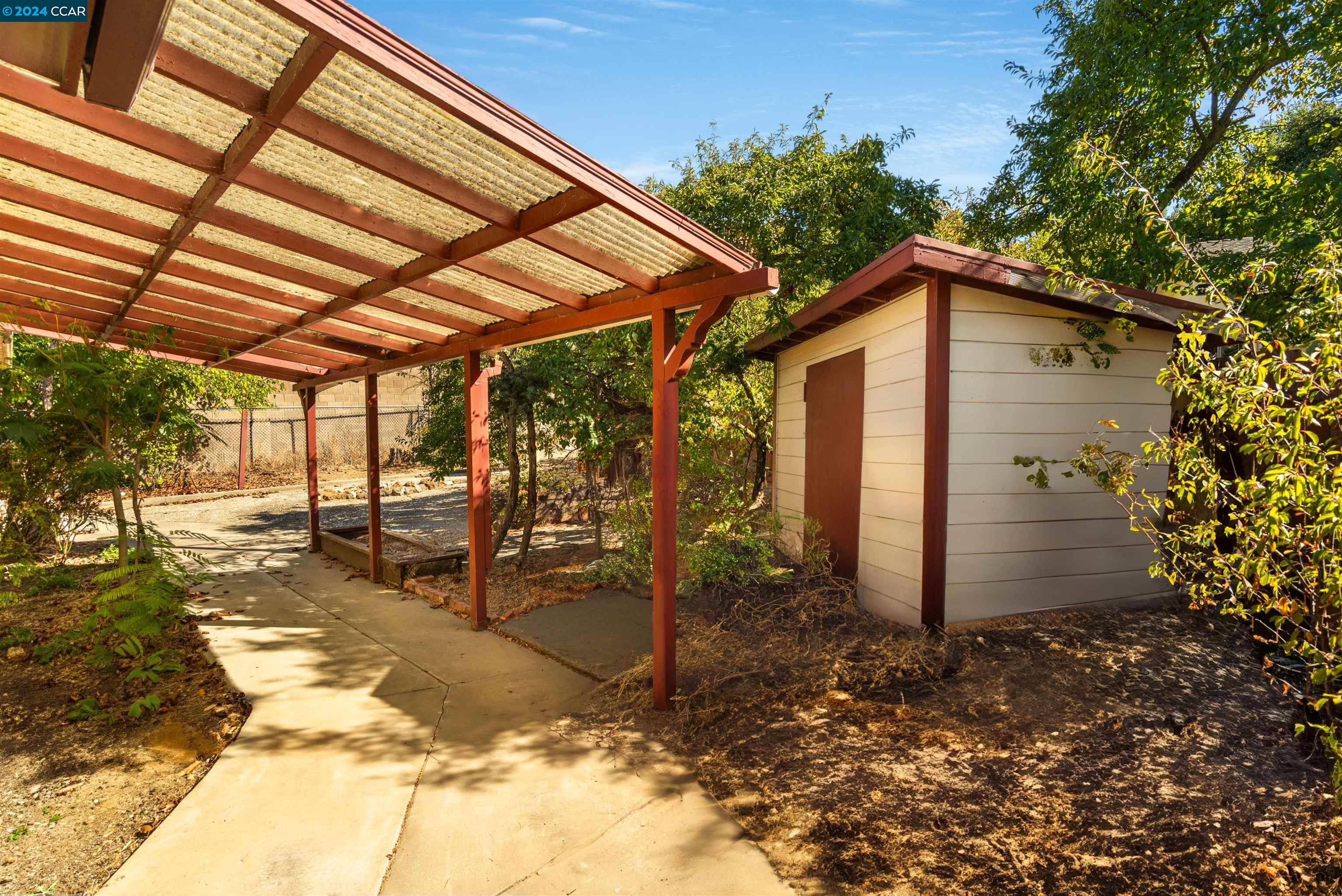 Detail Gallery Image 33 of 38 For 5755 Likins Ct, Martinez,  CA 94553 - 3 Beds | 2 Baths