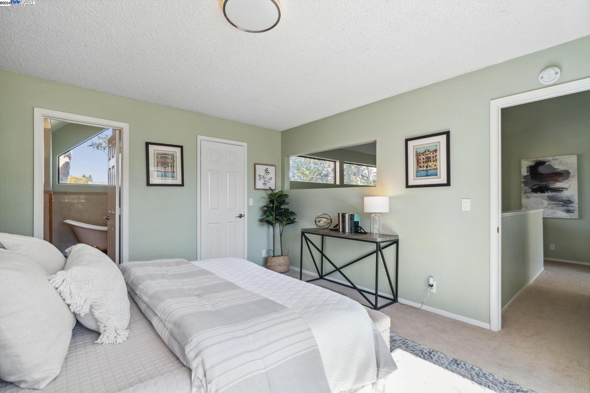 Detail Gallery Image 29 of 50 For 405 Lagunaria Ln, Alameda,  CA 94502 - 2 Beds | 2/1 Baths