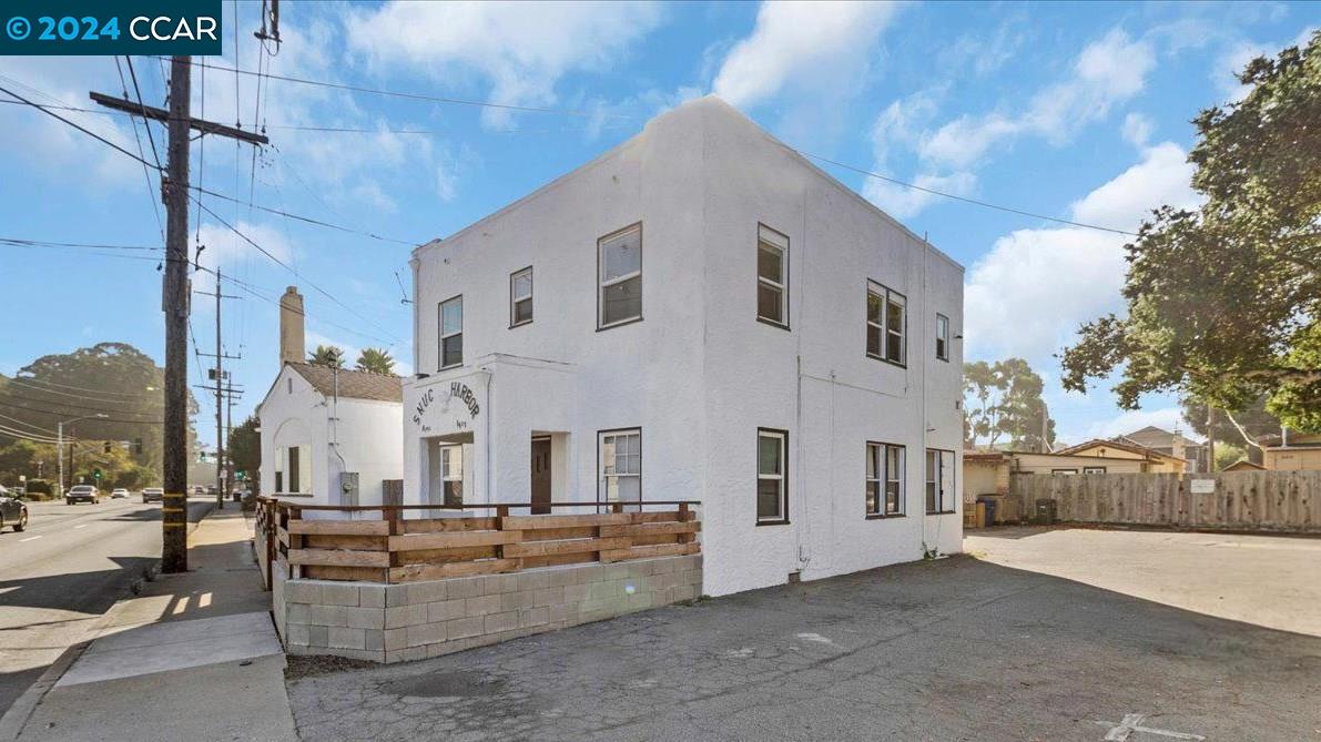 Detail Gallery Image 1 of 7 For 1230 Del Monte Ave, Monterey,  CA 93940 - – Beds | – Baths