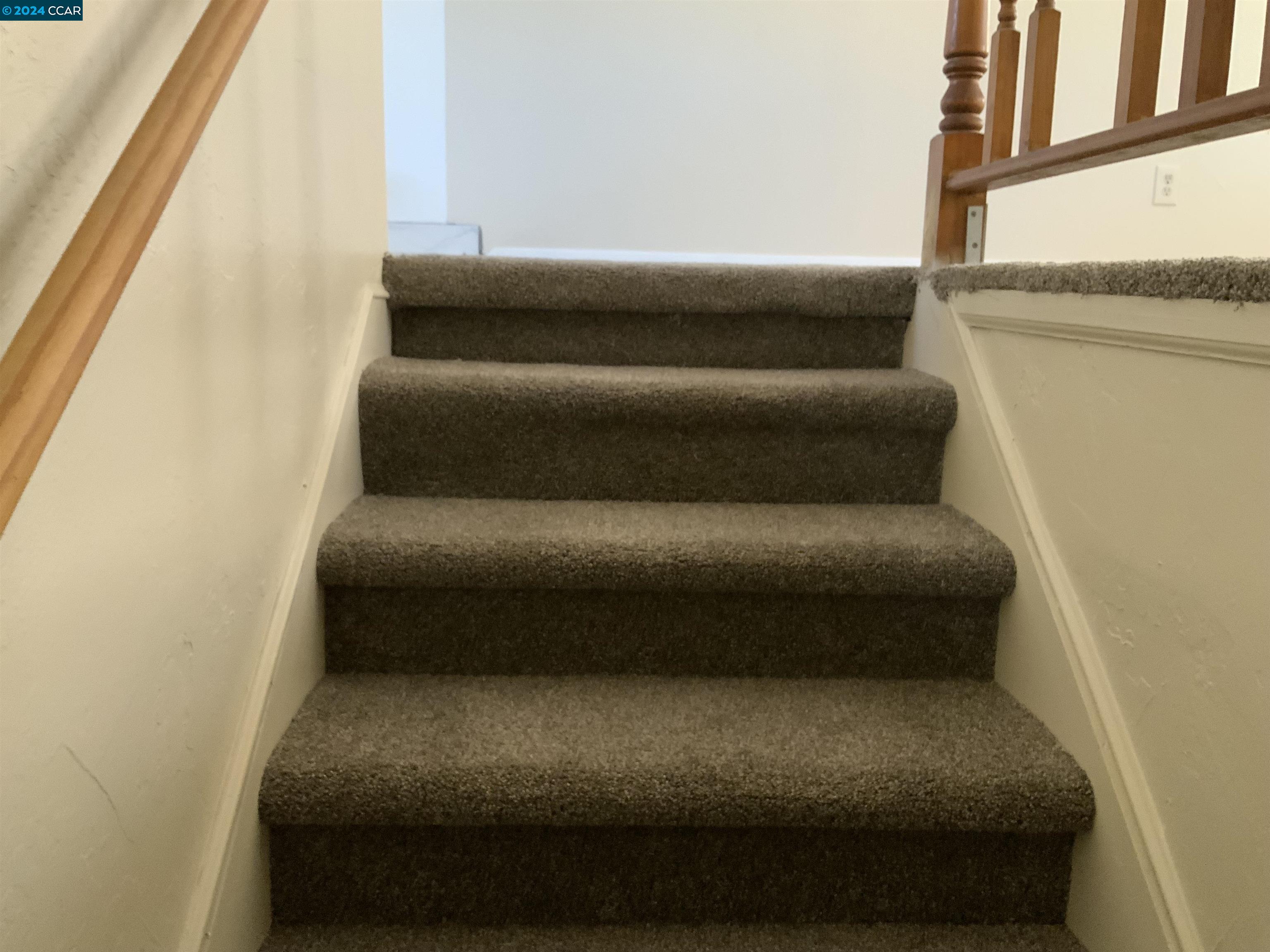 Detail Gallery Image 5 of 15 For 1311 Curtis Street, Berkeley,  CA 94702 - 4 Beds | 2 Baths