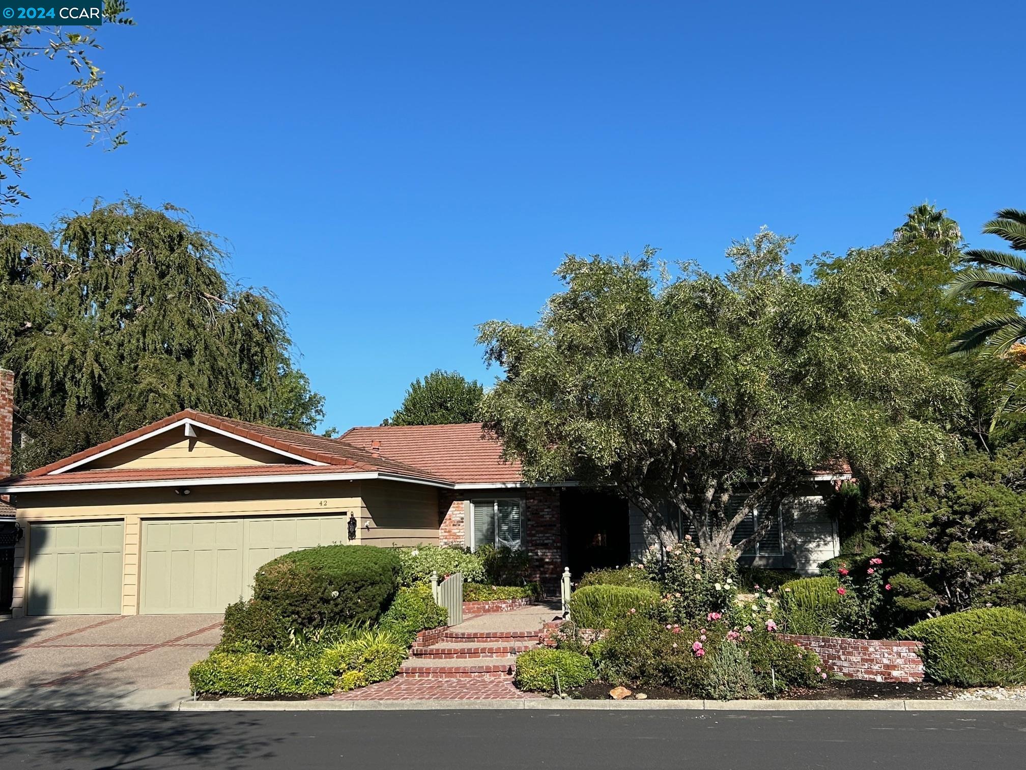 Detail Gallery Image 17 of 18 For 42 Saint Mark Court, Danville,  CA 94526-1346 - 4 Beds | 2 Baths