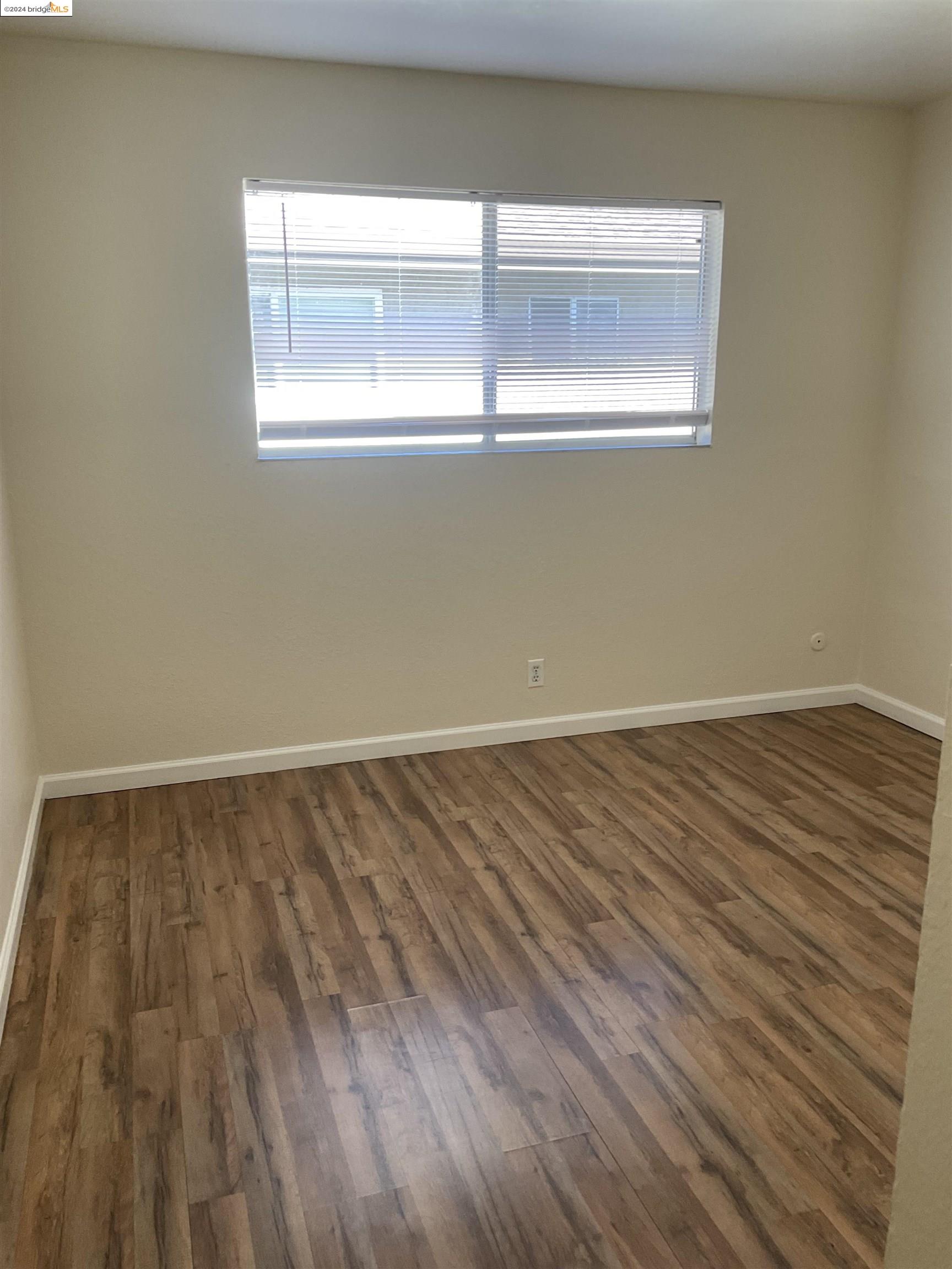 Detail Gallery Image 6 of 8 For 2123 Peppertree Way #2,  Antioch,  CA 94509 - 2 Beds | 1 Baths