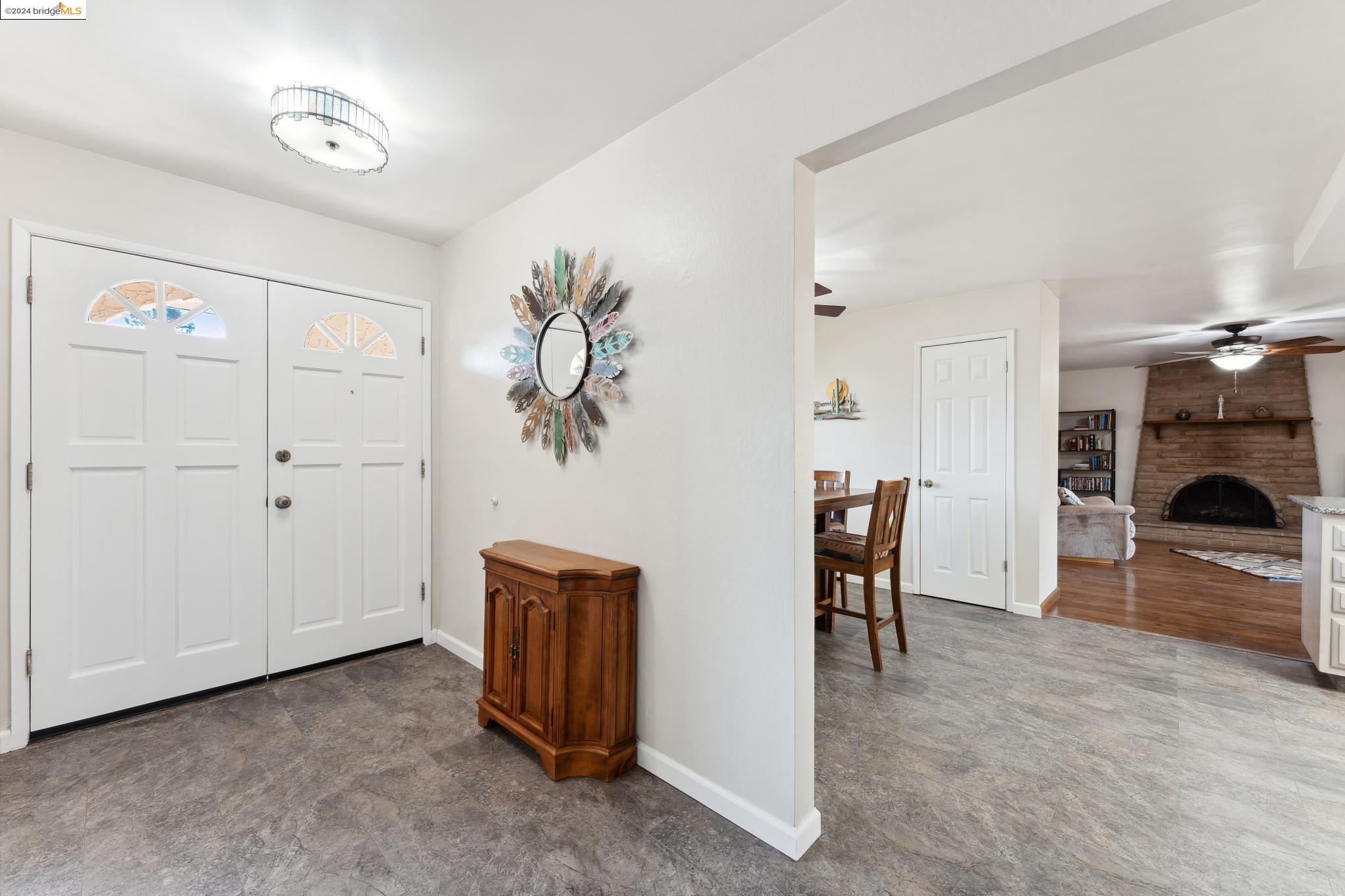 Detail Gallery Image 13 of 60 For 3924 Chatworth, Pittsburg,  CA 94565 - 3 Beds | 2 Baths