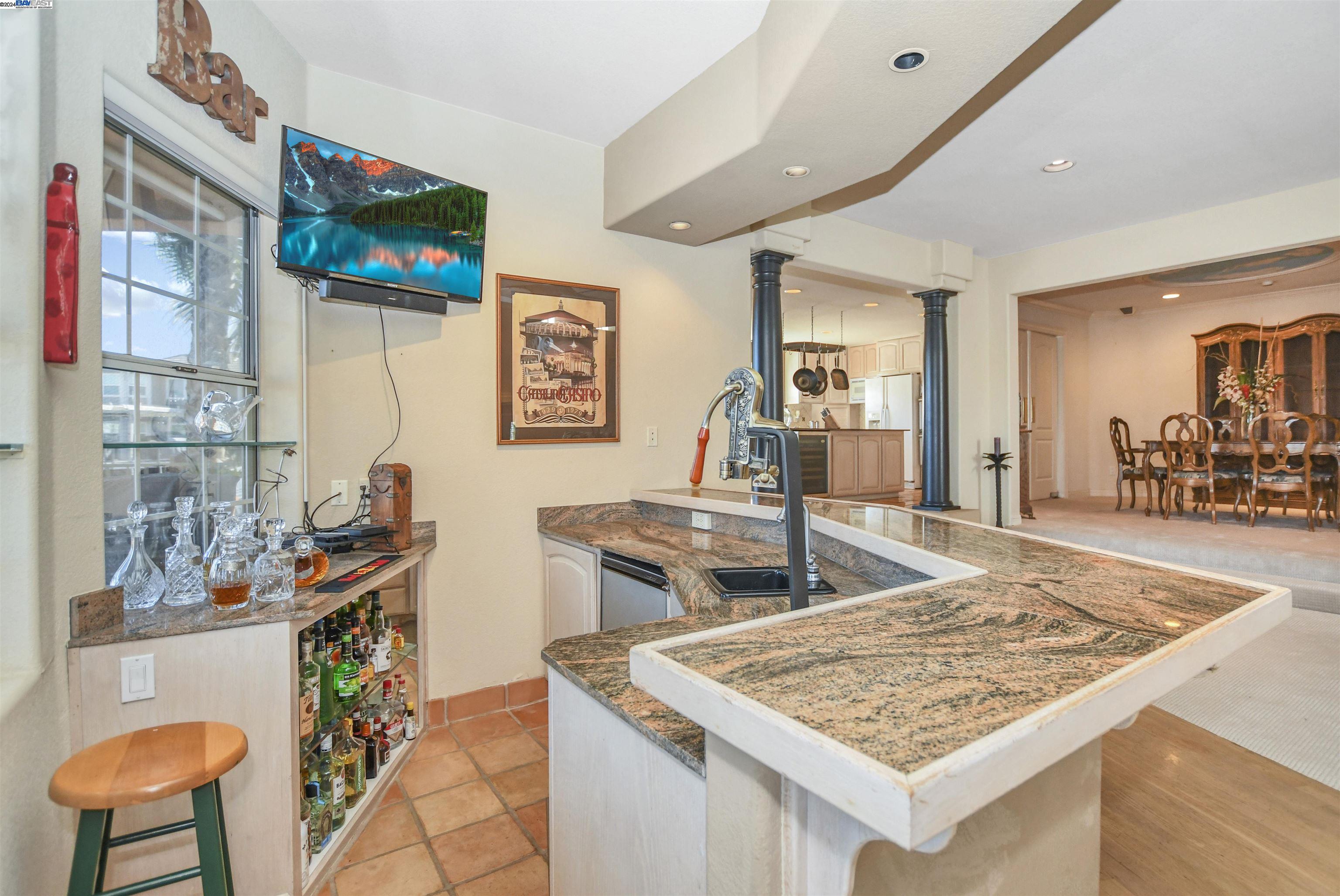 Detail Gallery Image 14 of 47 For 4333 Monterey Ct, Discovery Bay,  CA 94505 - 4 Beds | 3/1 Baths