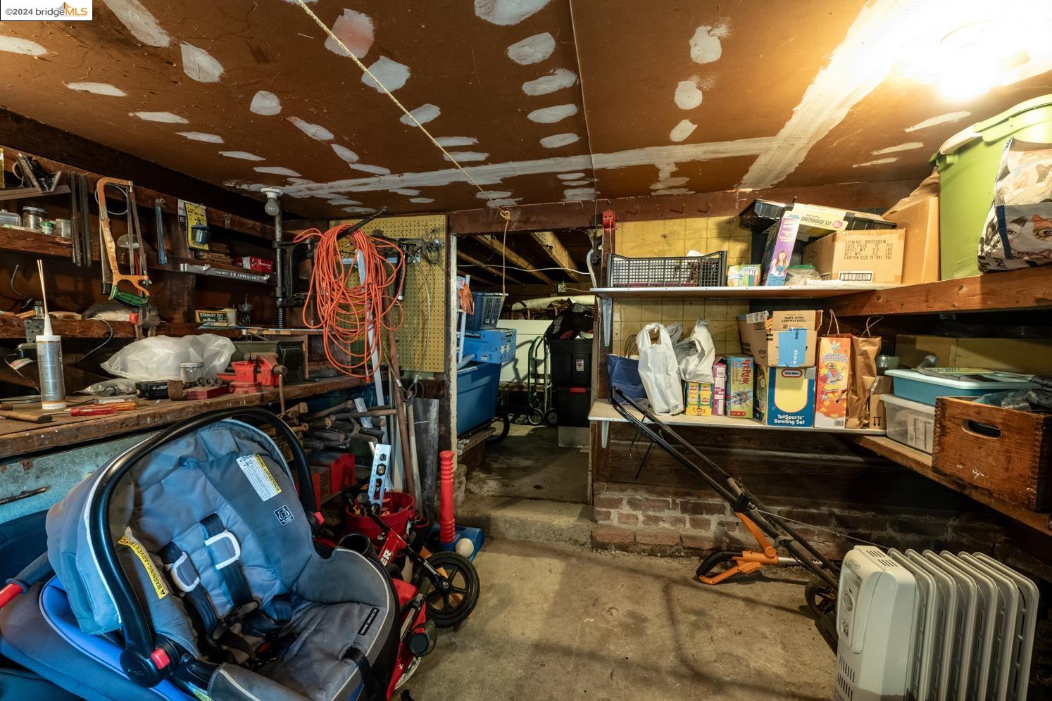 2232 11Th Ave, Oakland, California 94606, ,Residential Income,For Sale,2232 11Th Ave,41077122