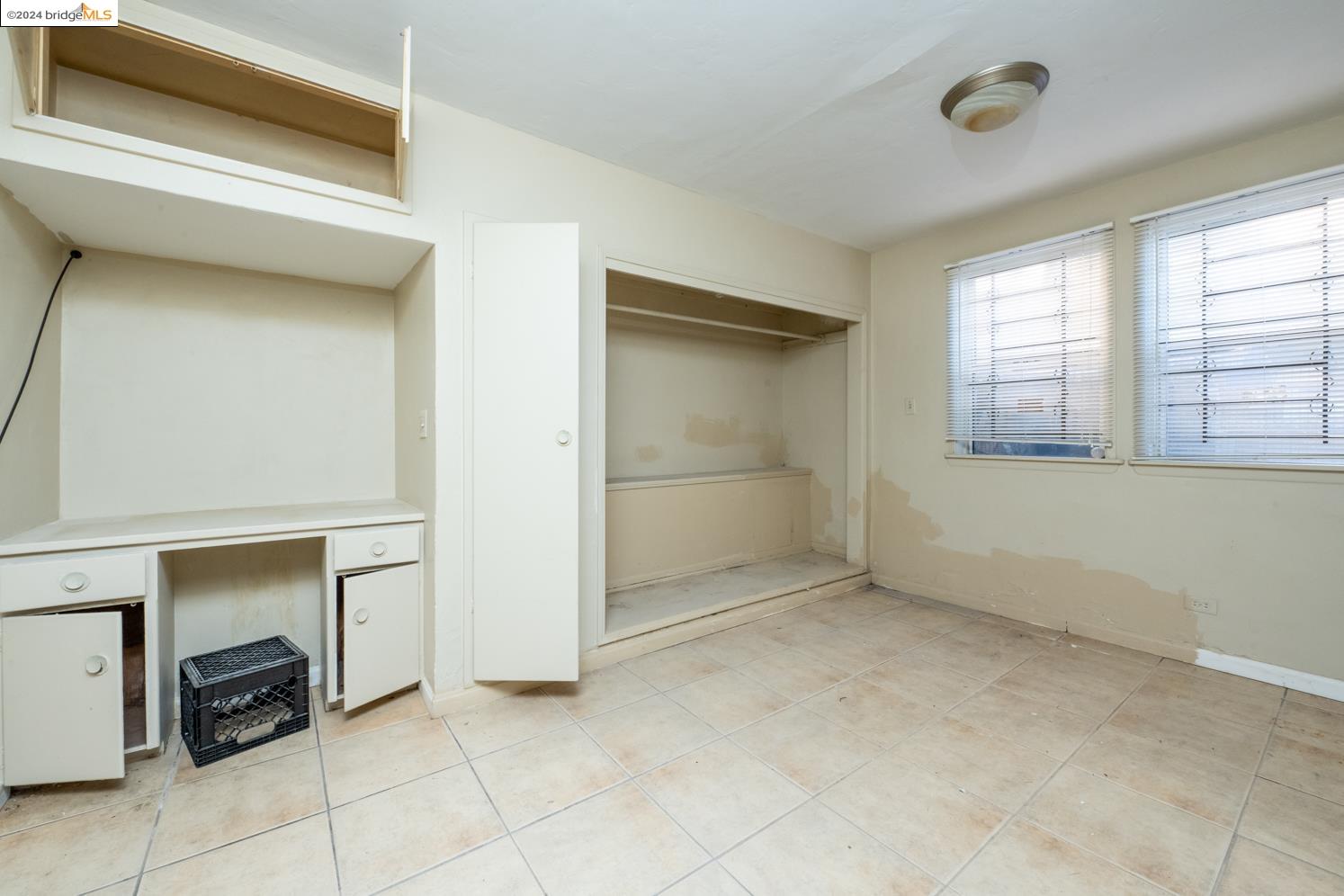 2232 11Th Ave, Oakland, California 94606, ,Residential Income,For Sale,2232 11Th Ave,41077122
