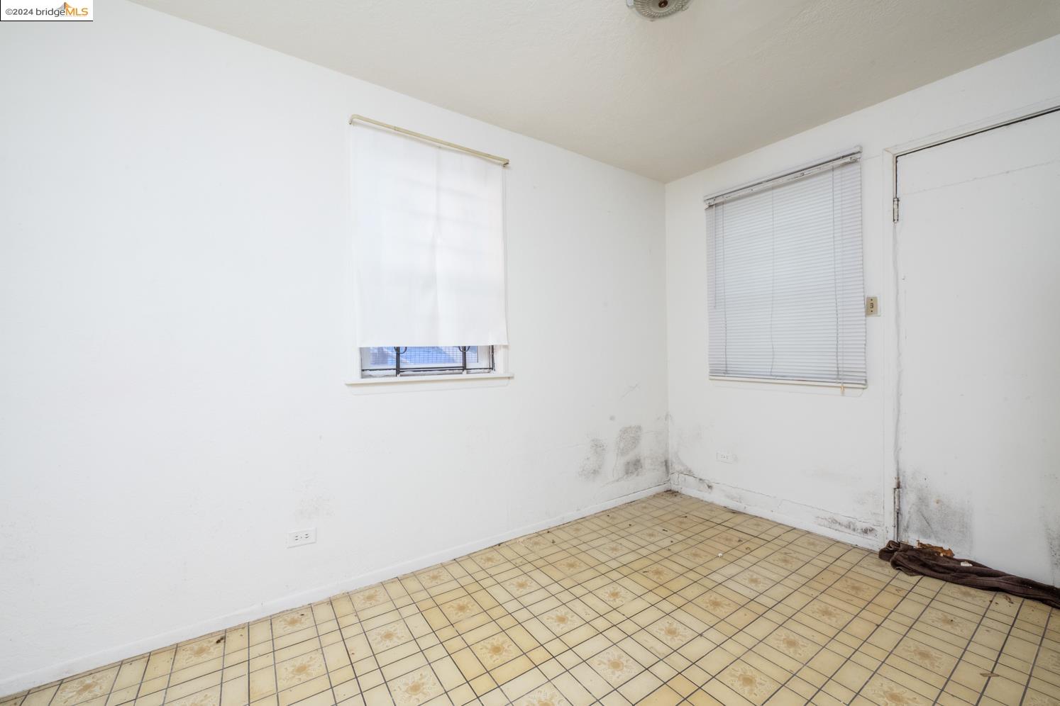 2232 11Th Ave, Oakland, California 94606, ,Residential Income,For Sale,2232 11Th Ave,41077122