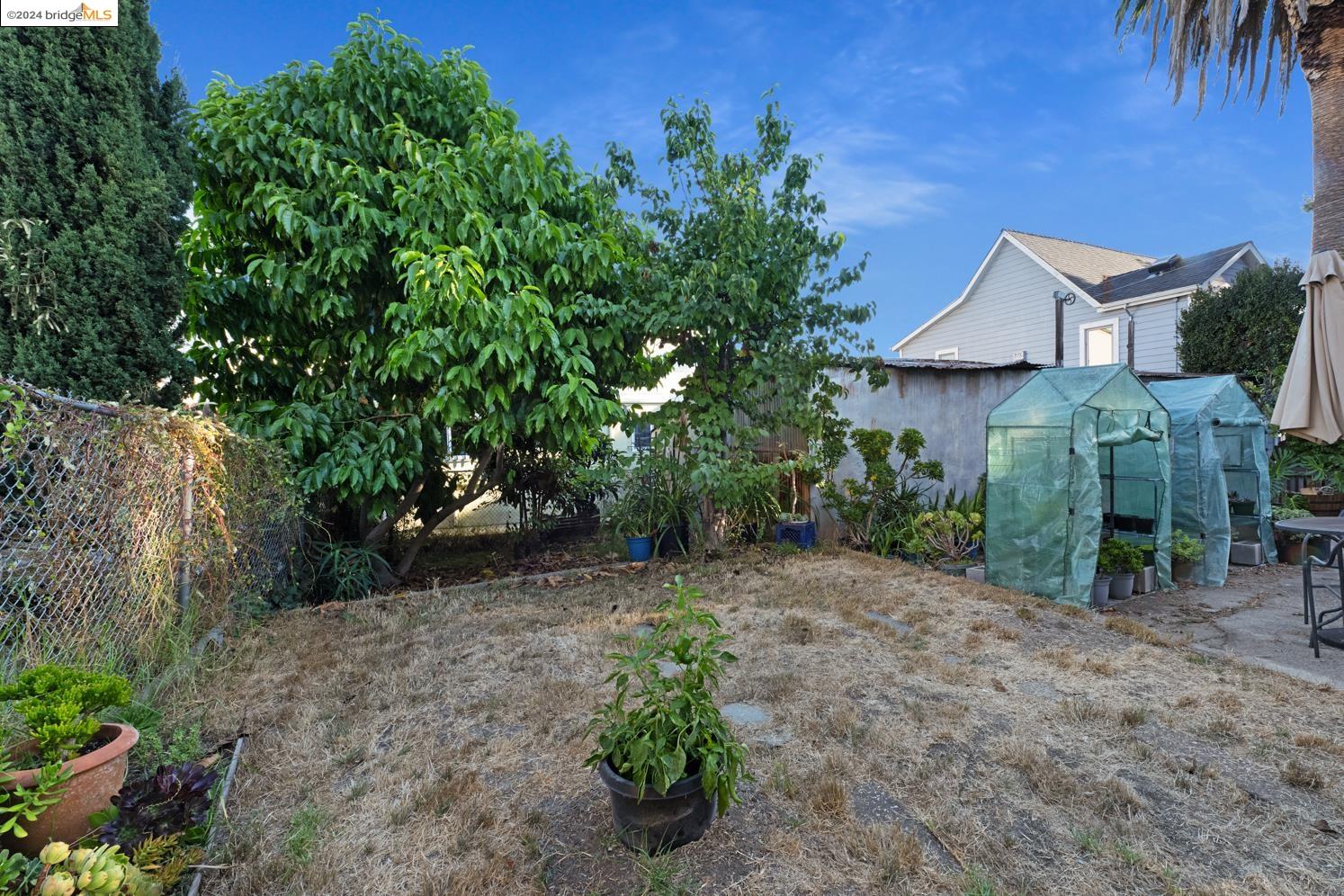 2232 11Th Ave, Oakland, California 94606, ,Residential Income,For Sale,2232 11Th Ave,41077122