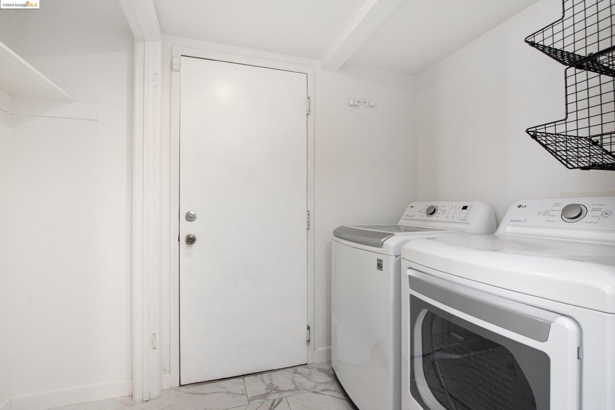 property-img