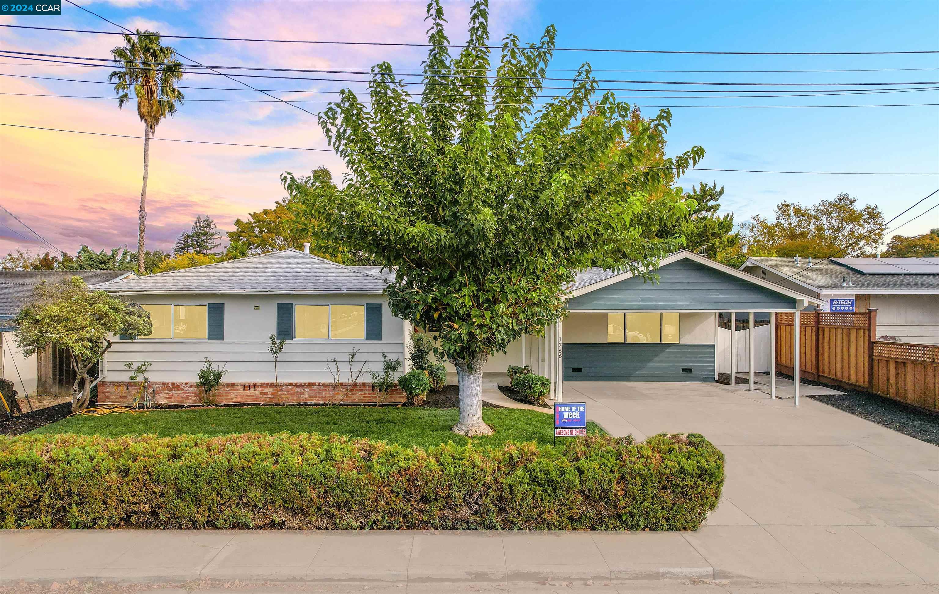 Detail Gallery Image 1 of 1 For 1766 Roxbury Dr, Concord,  CA 94519 - 3 Beds | 2 Baths