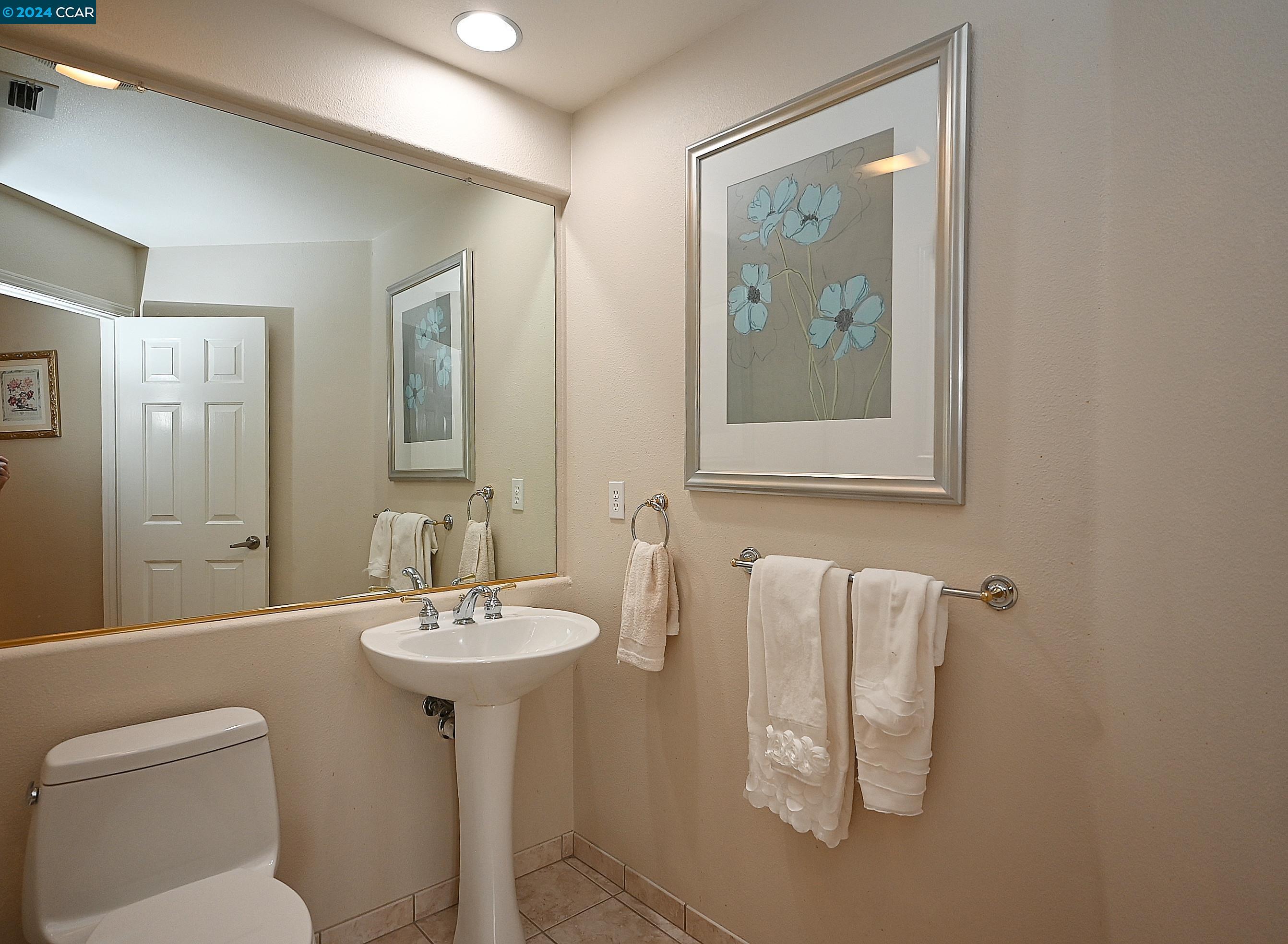 Detail Gallery Image 25 of 41 For 713 Ashton Oaks Ct, San Ramon,  CA 94582 - 5 Beds | 3/1 Baths