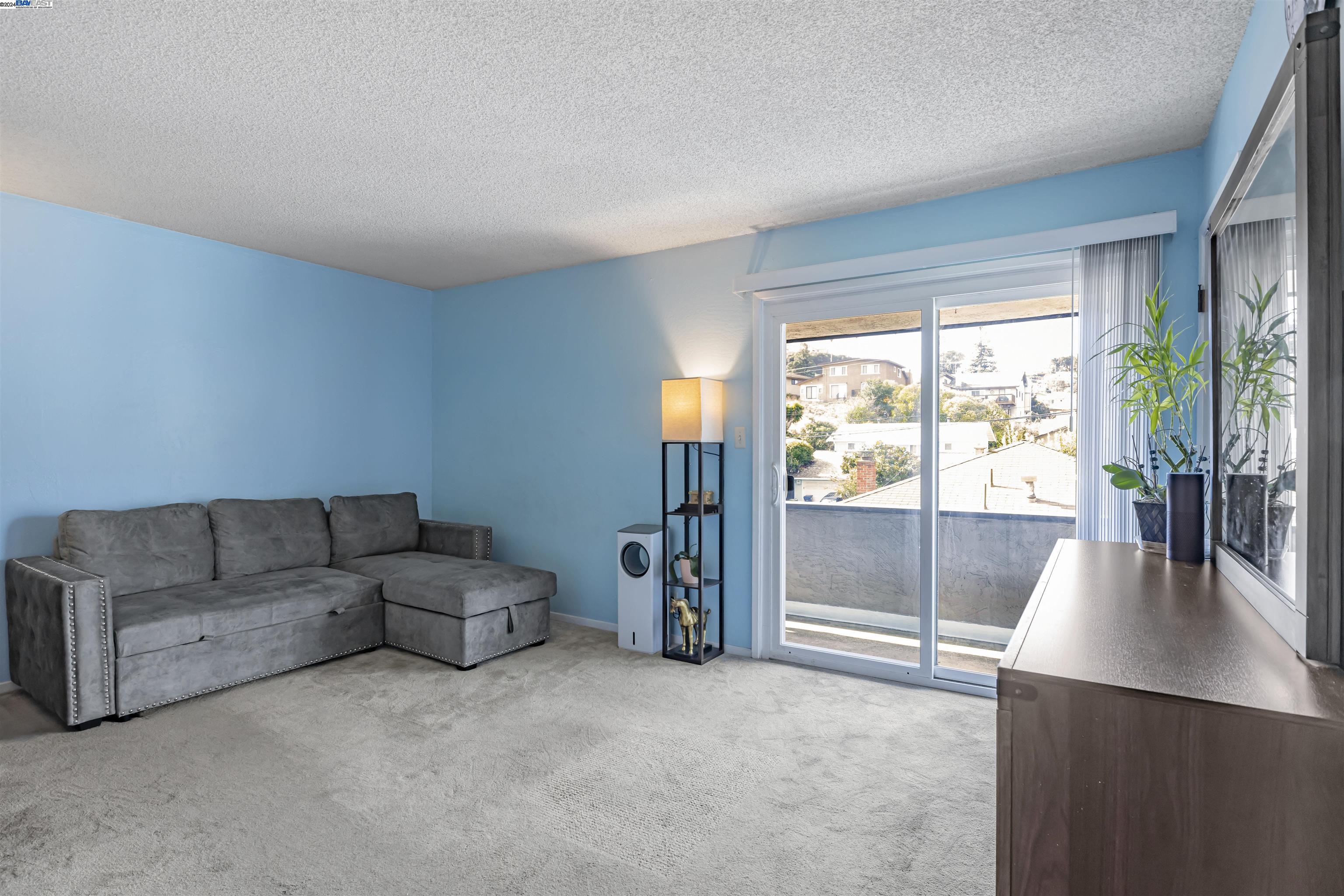 Detail Gallery Image 15 of 32 For 19764 Stanton Ave #1,  Castro Valley,  CA 94546 - 2 Beds | 2 Baths