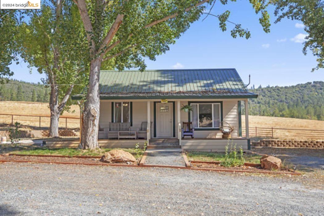 Detail Gallery Image 1 of 53 For 10488 Converse Rd, Coulterville,  CA 95311 - 4 Beds | 2 Baths