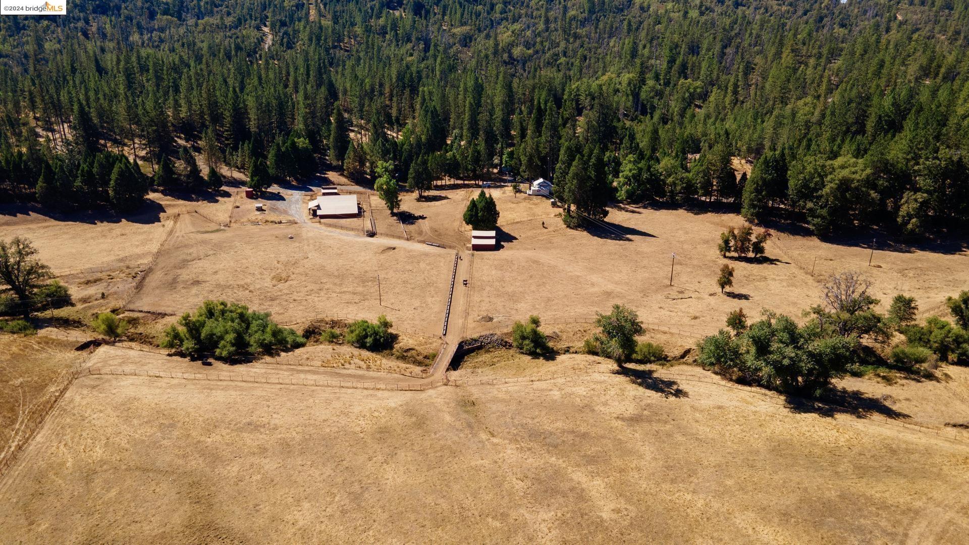 Detail Gallery Image 12 of 53 For 10488 Converse Rd, Coulterville,  CA 95311 - 4 Beds | 2 Baths
