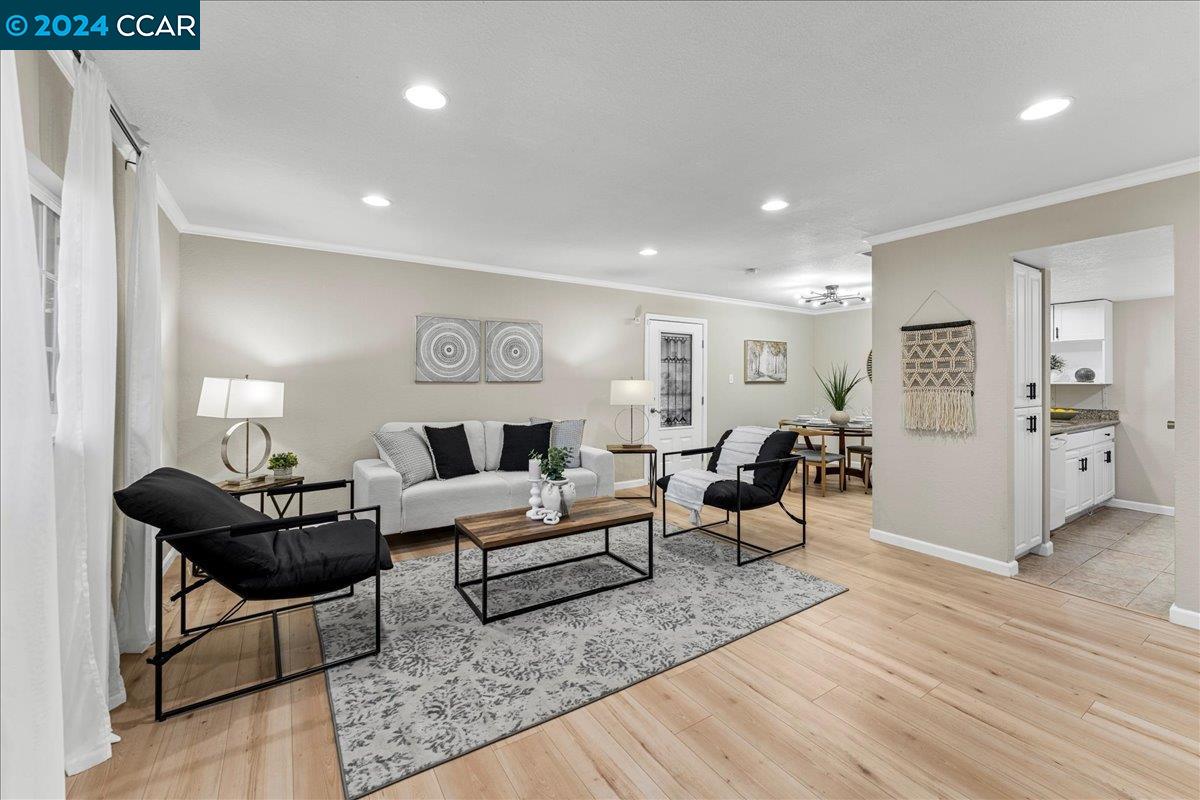 Photo #4: 41077407 Listing 