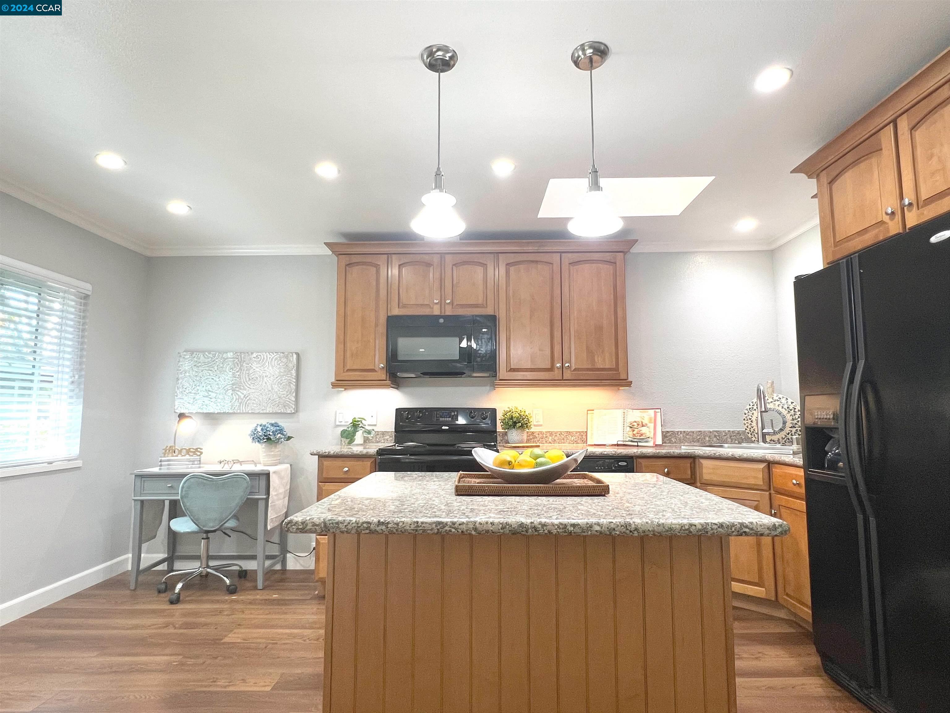 Photo #6: 41077420 Listing 