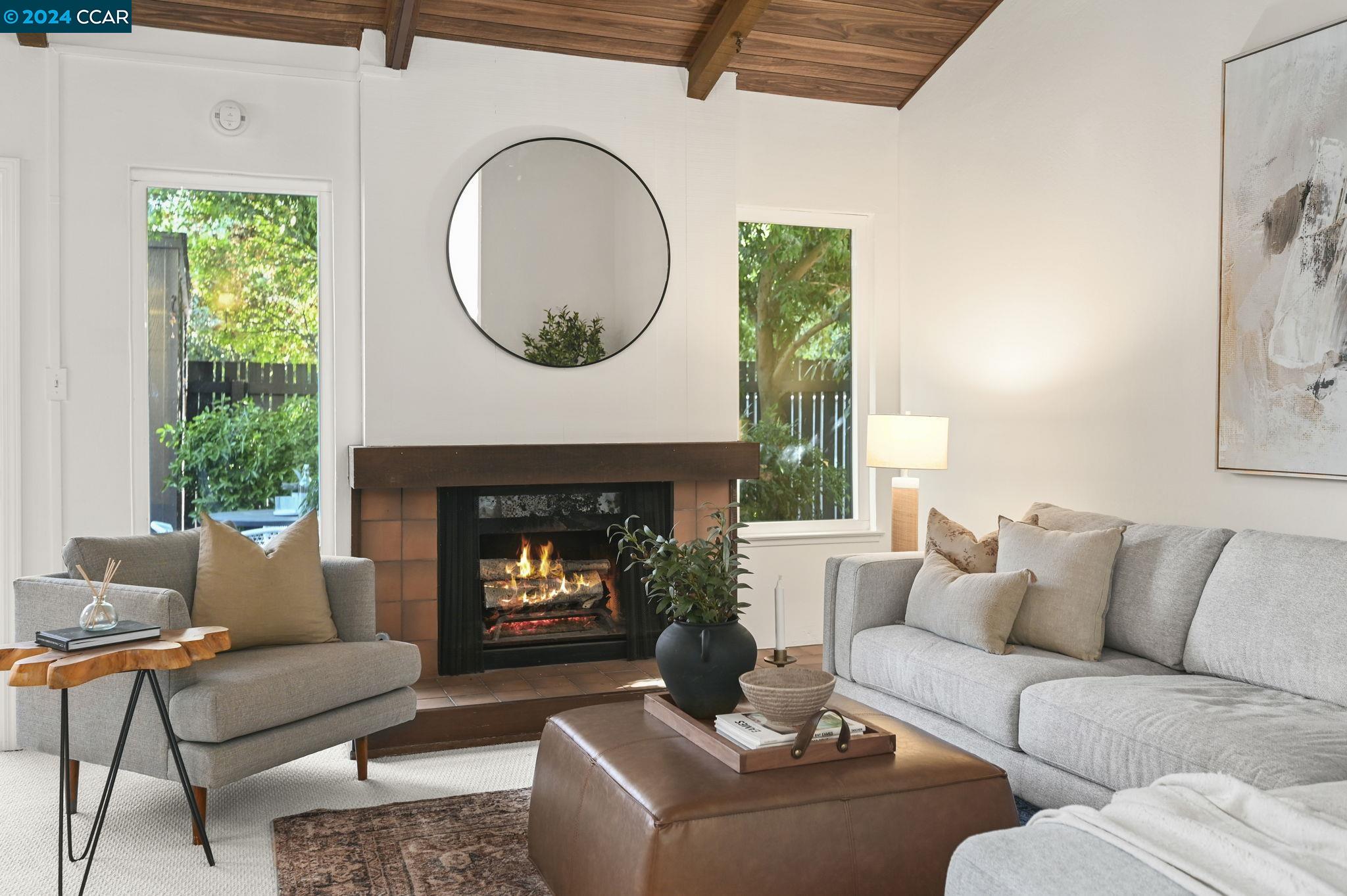 Photo #5: 41077437 Listing 
