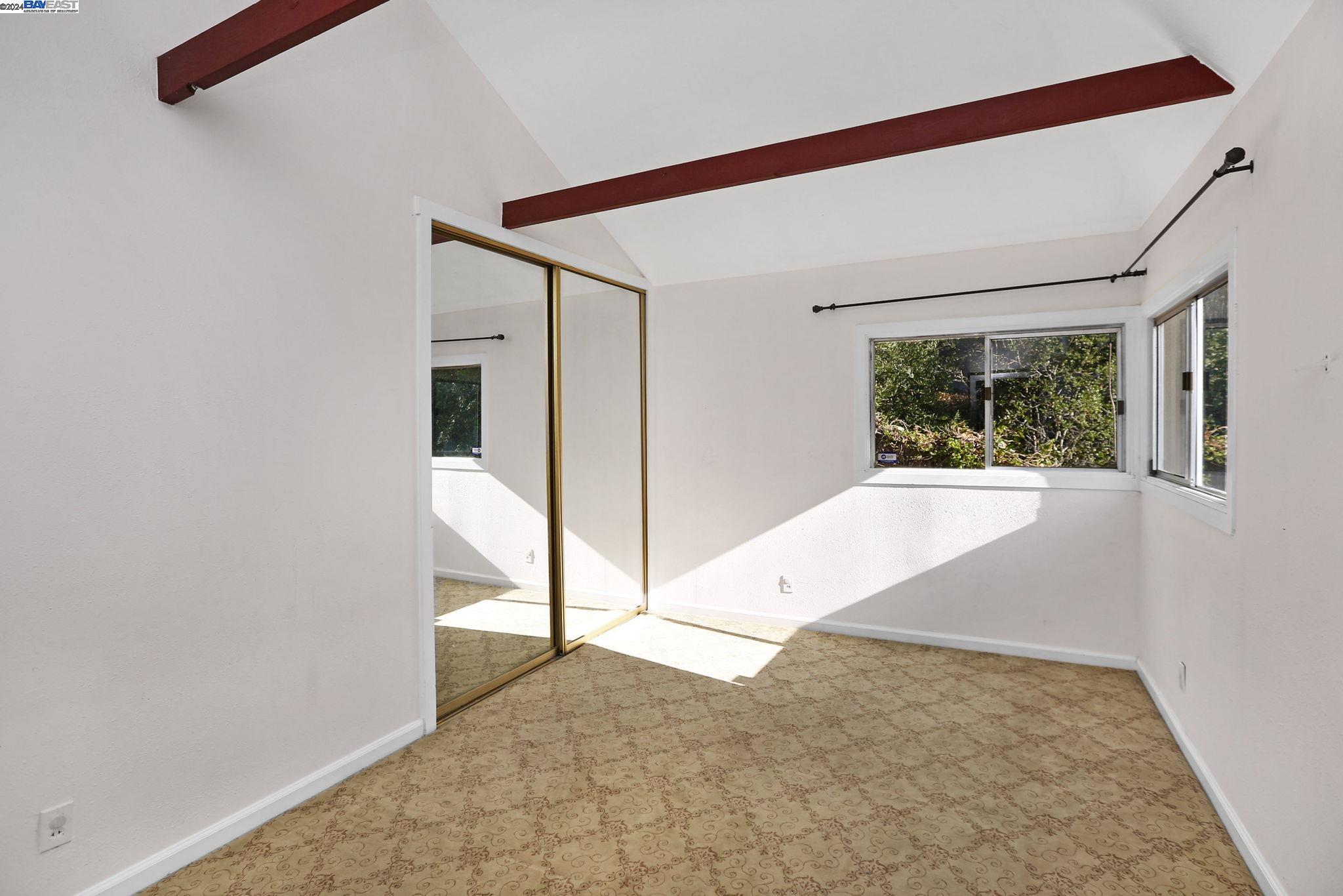 8387 Norris Canyon Rd