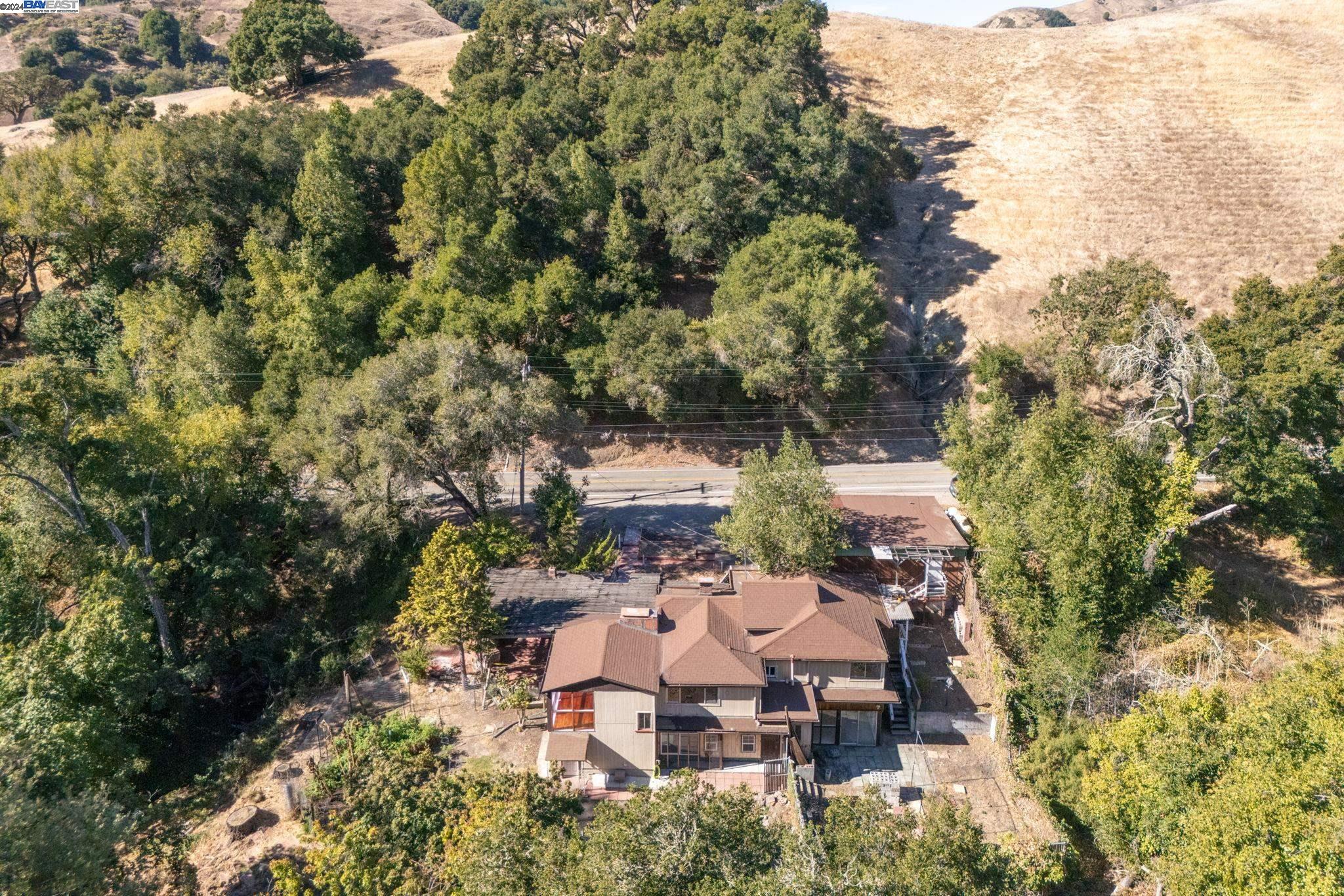 8387 Norris Canyon Rd