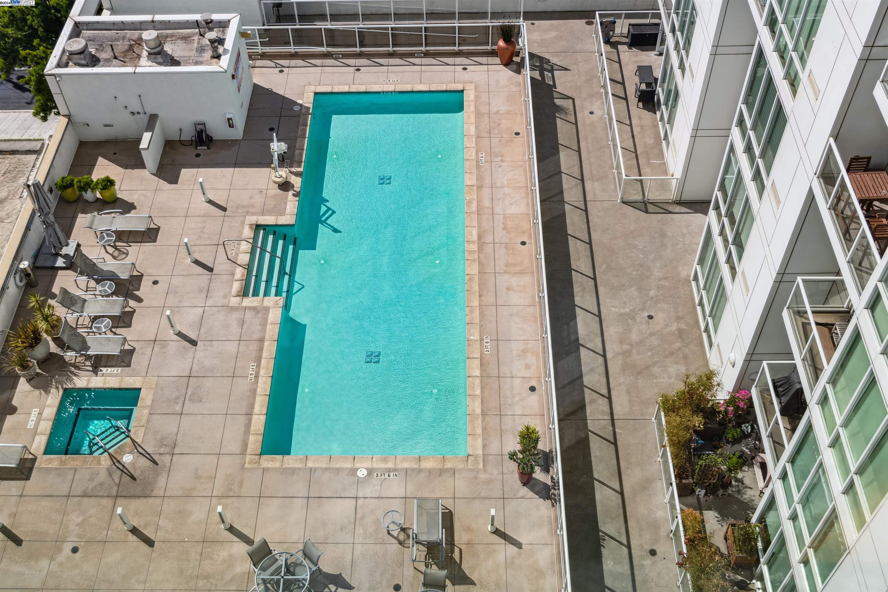 Detail Gallery Image 44 of 52 For 222 Broadway #805,  Oakland,  CA 94607 - 1 Beds | 1/1 Baths