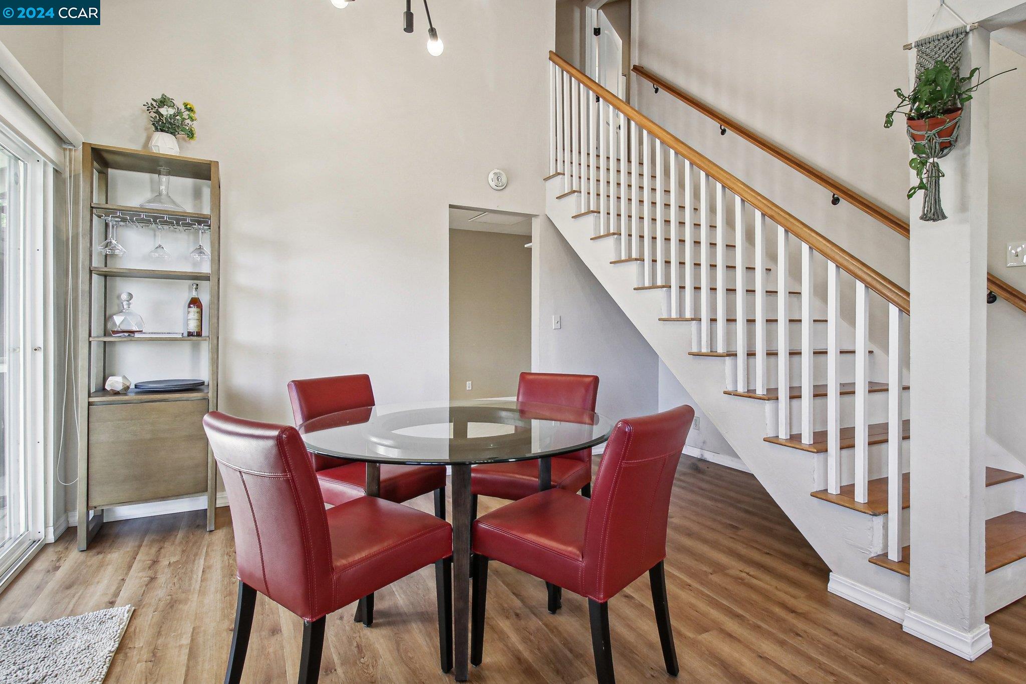 Photo #4: 41077482 Listing 