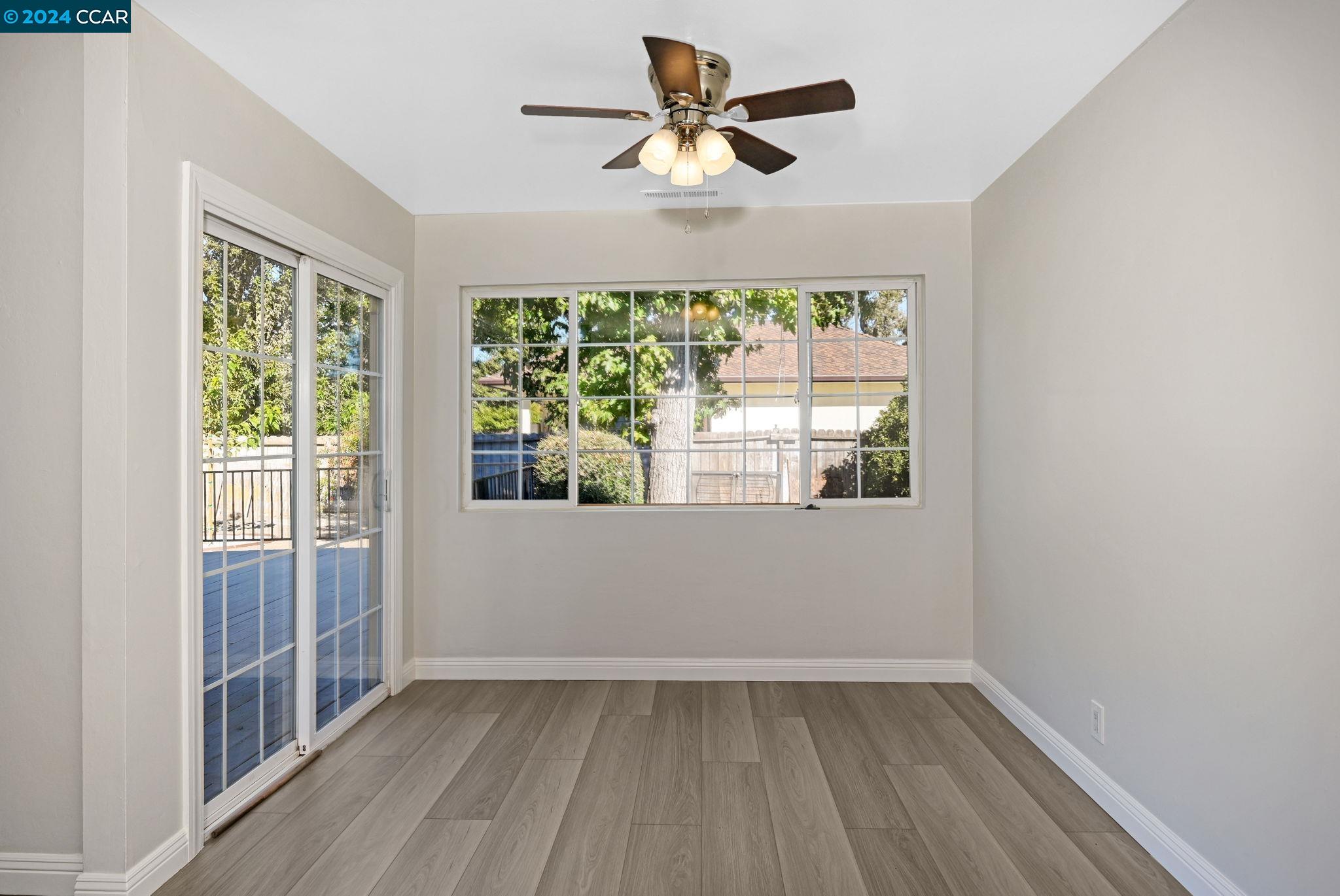 Detail Gallery Image 7 of 20 For 3018 Woodlawn Dr, Walnut Creek,  CA 94597 - 3 Beds | 2 Baths