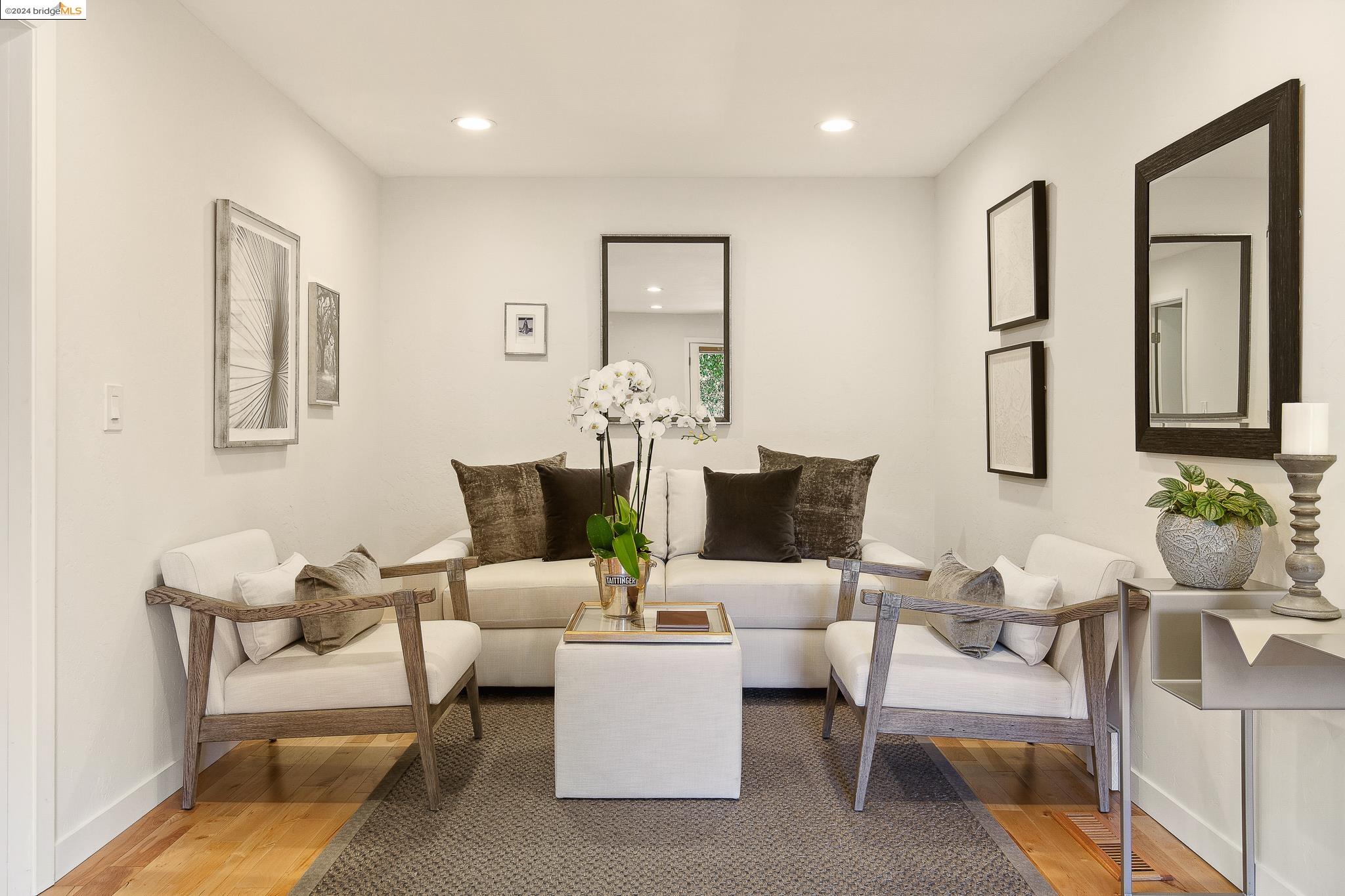 Photo #3: 41077496 Listing 