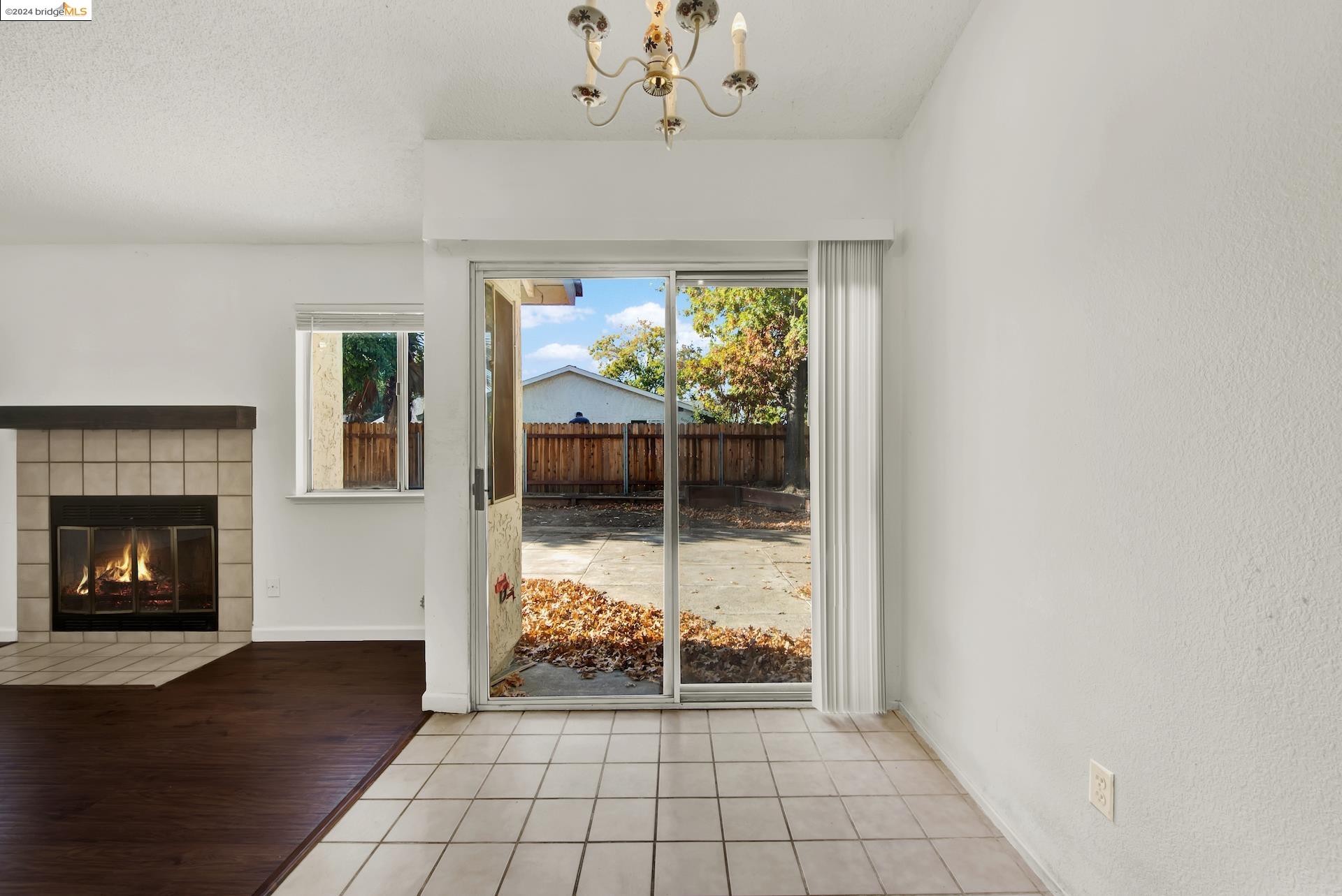 Detail Gallery Image 17 of 37 For 8600 Oakbank Way, Sacramento,  CA 95828 - 3 Beds | 2 Baths