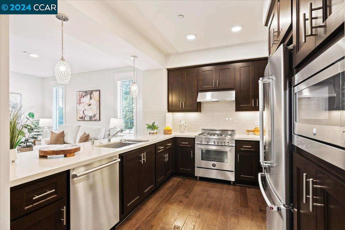 Photo #3: 41077538 Listing 