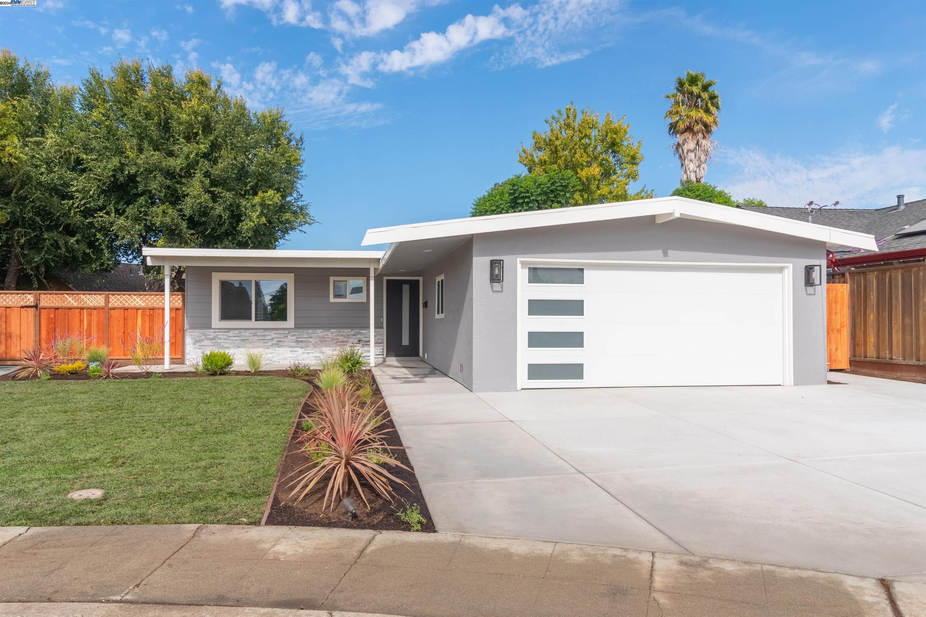 Detail Gallery Image 1 of 1 For 3633 Congress Ct, Fremont,  CA 94538 - 3 Beds | 1 Baths