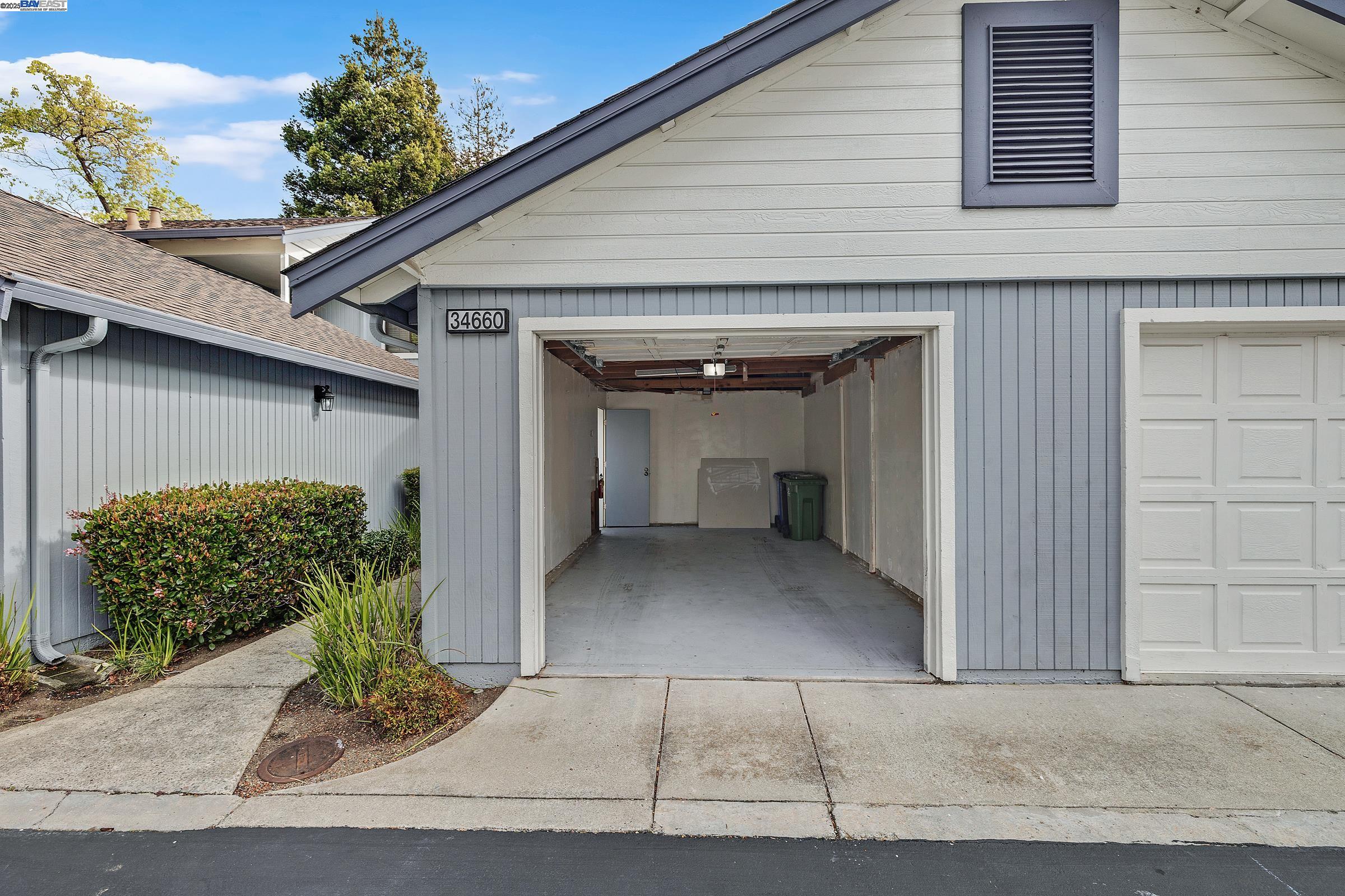 Photo #2: 41077590 Listing 
