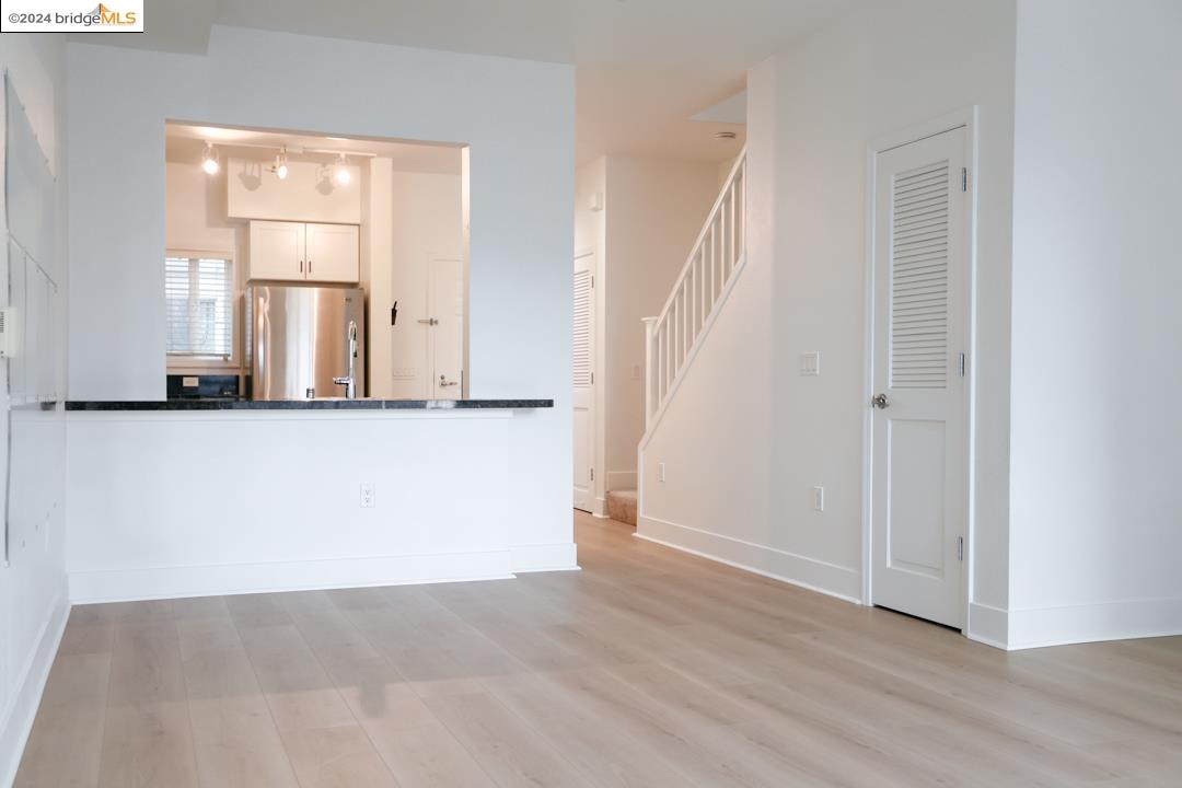 Detail Gallery Image 6 of 26 For 1578 Brunswig, Emeryville,  CA 94608 - 2 Beds | 1 Baths