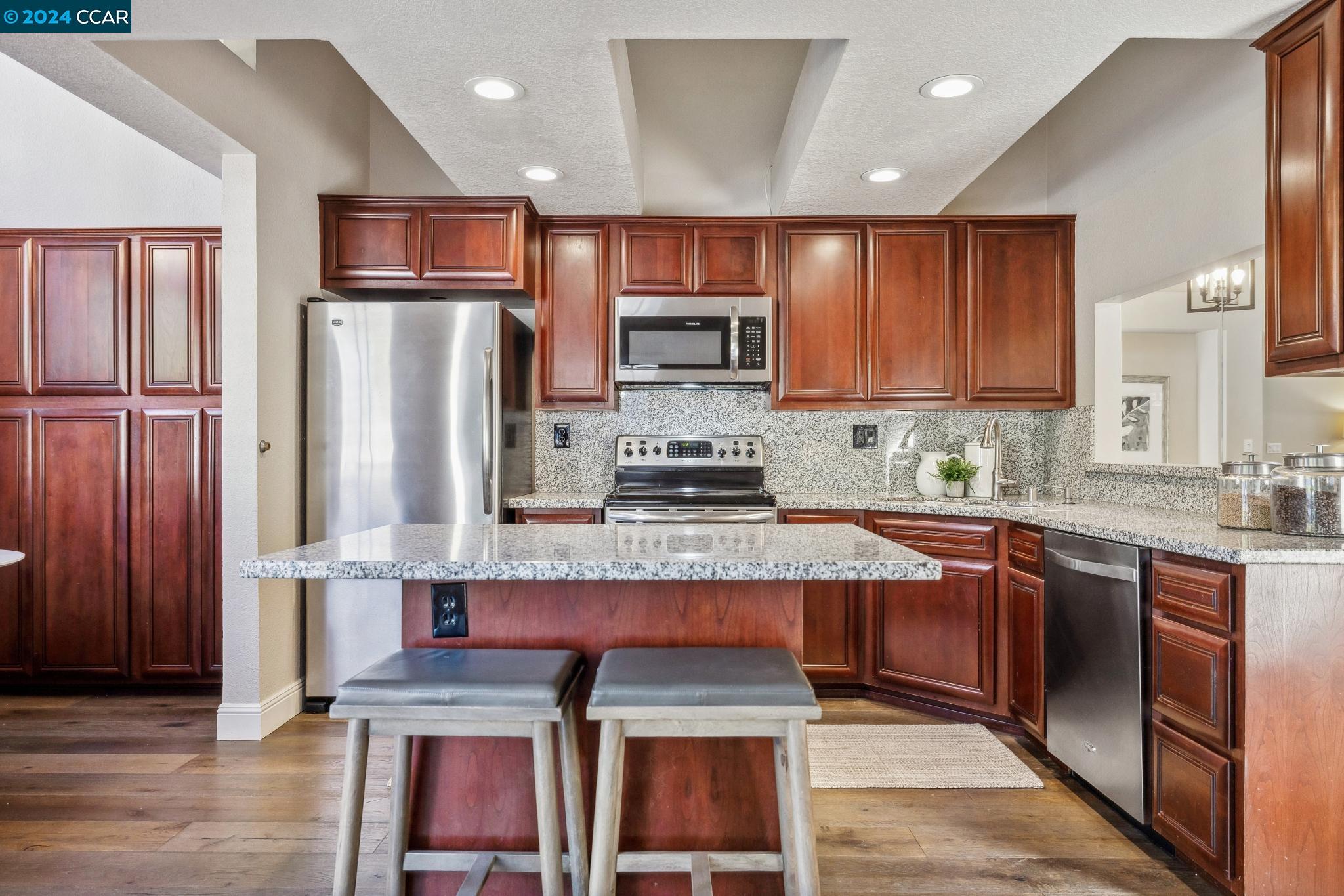 Detail Gallery Image 8 of 60 For 1394 Danville Blvd #206,  Alamo,  CA 94507 - 2 Beds | 2 Baths