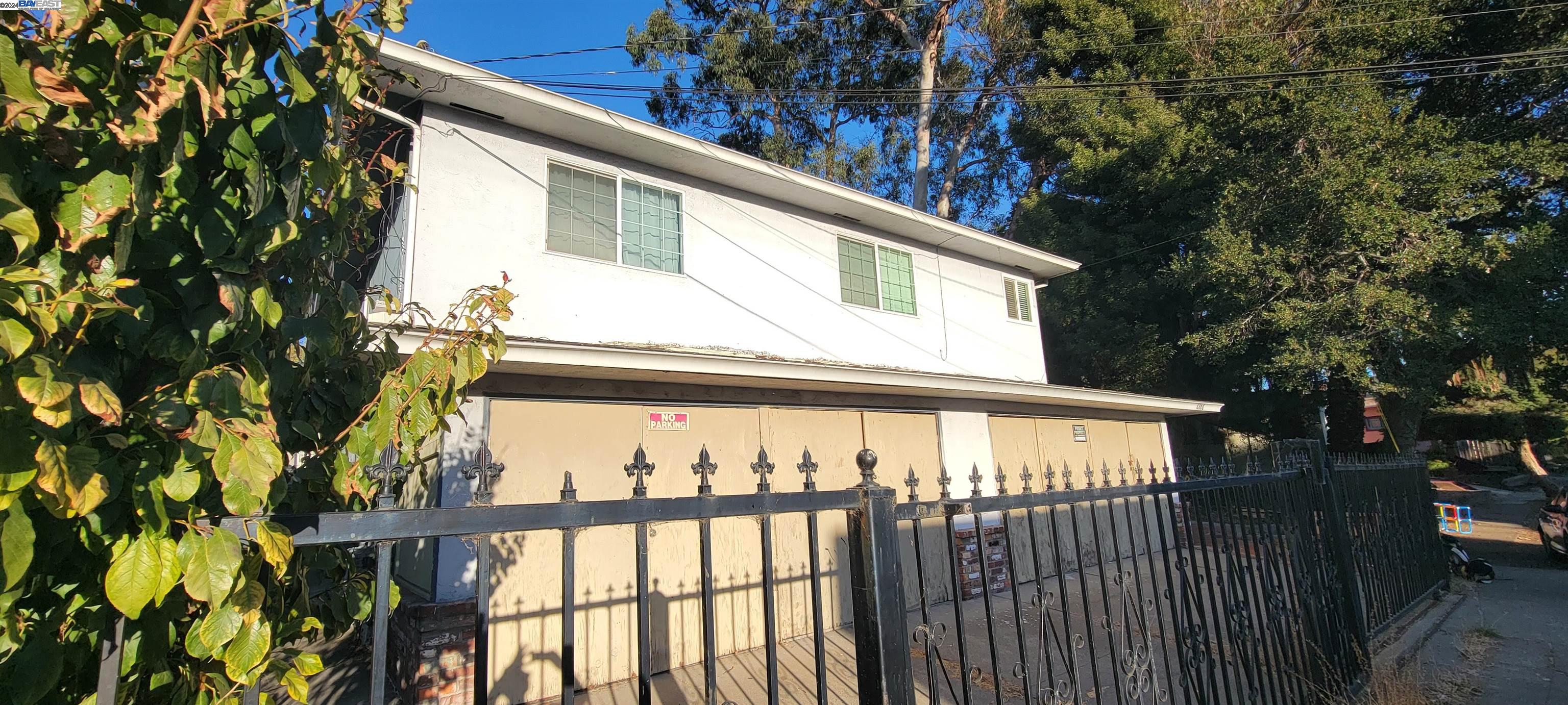 Detail Gallery Image 1 of 1 For 3360 Suter St, Oakland,  CA 94602 - – Beds | – Baths
