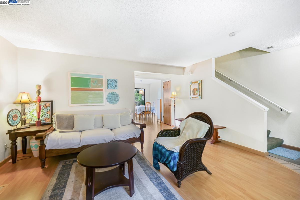 Photo #4: 41077655 Listing 