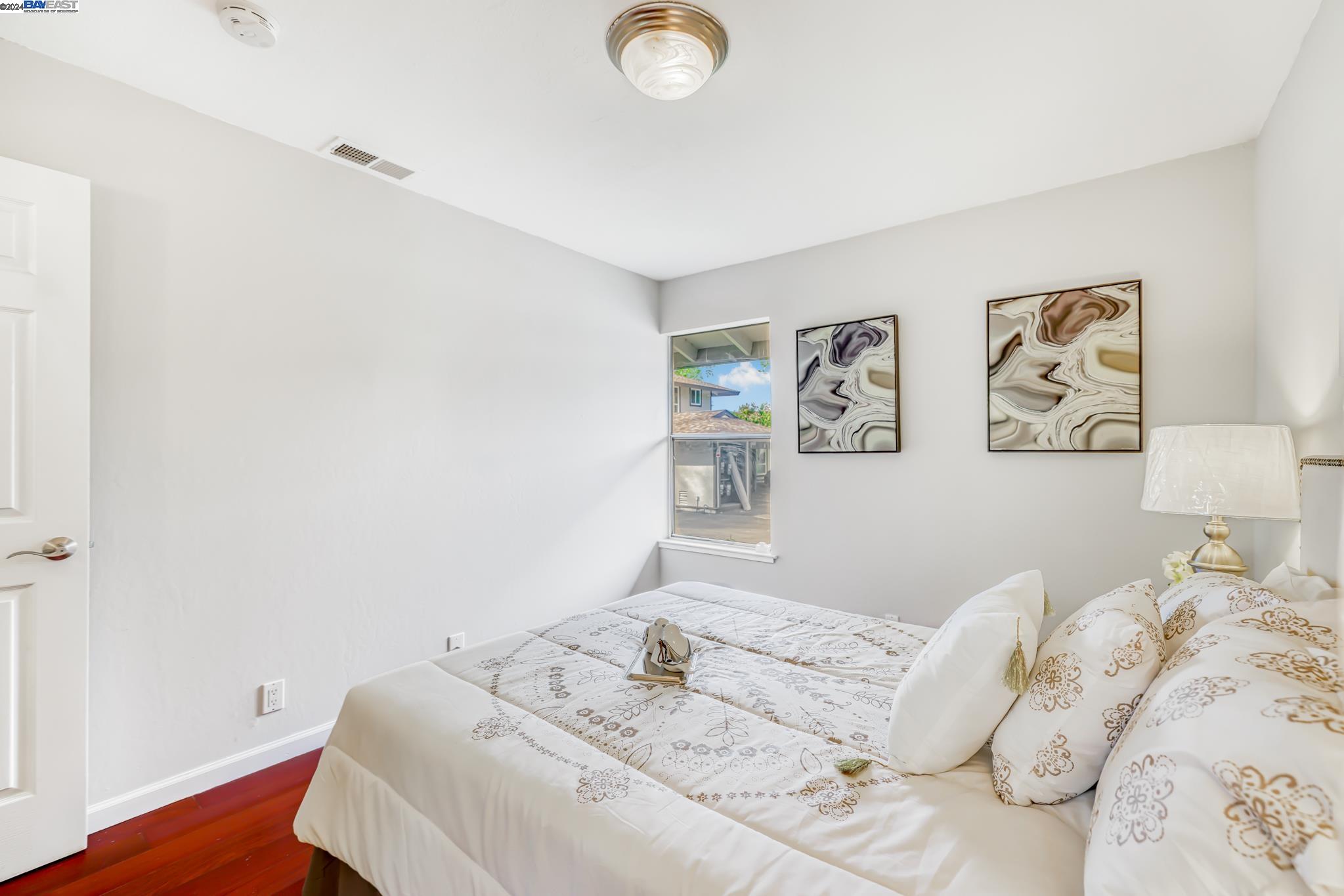 Photo #6: 41077673 Listing 
