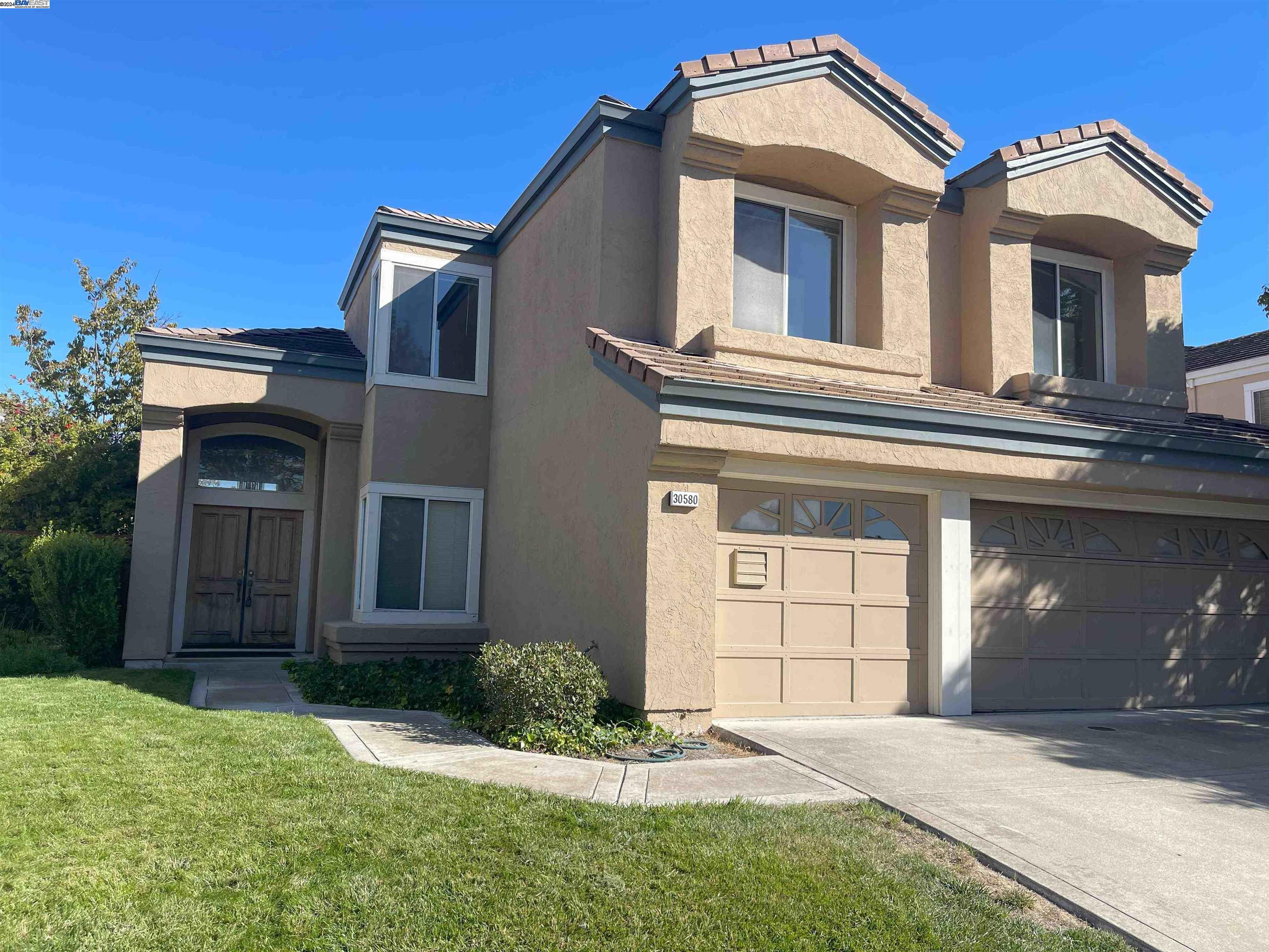 Detail Gallery Image 1 of 1 For 30580 Mallorca Way, Union City,  CA 94587 - 5 Beds | 3 Baths