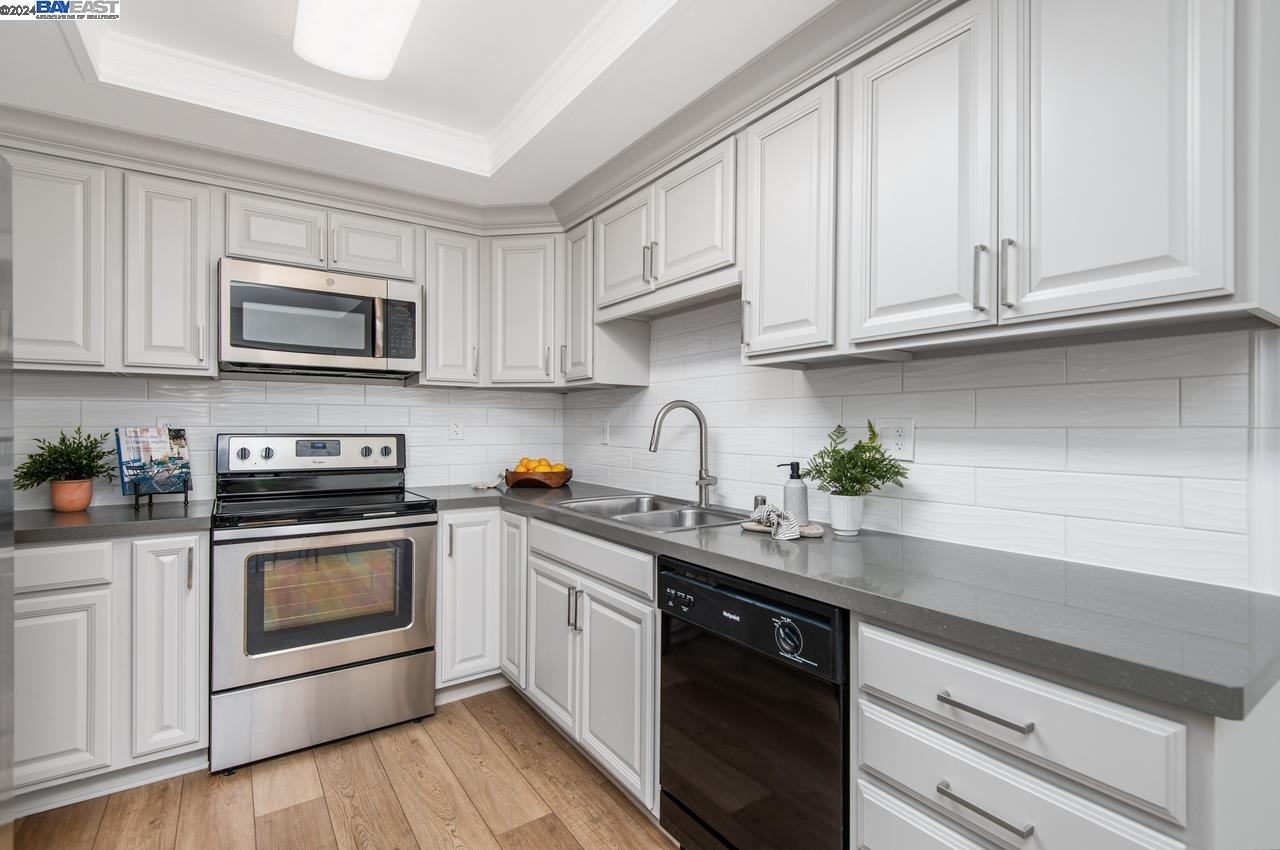 Photo #6: 41077700 Listing 