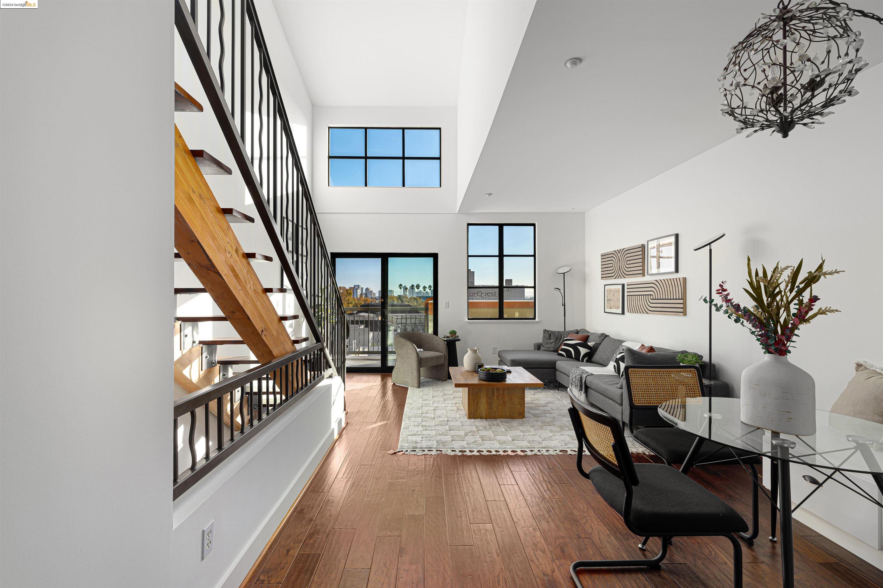 More Details about MLS # 41077783 : 4811 TELEGRAPH AVE # 508