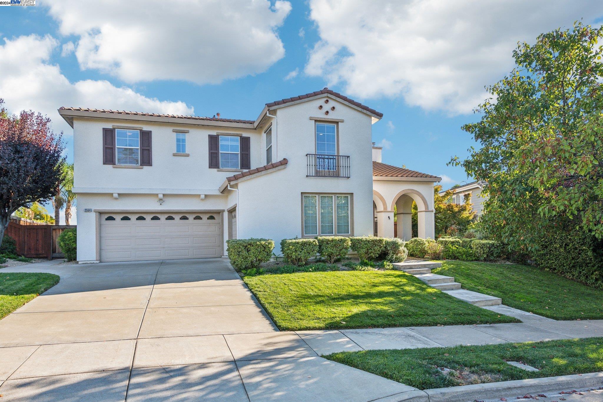 Detail Gallery Image 3 of 59 For 2554 Risebridge Ct, Brentwood,  CA 94513 - 6 Beds | 4/1 Baths