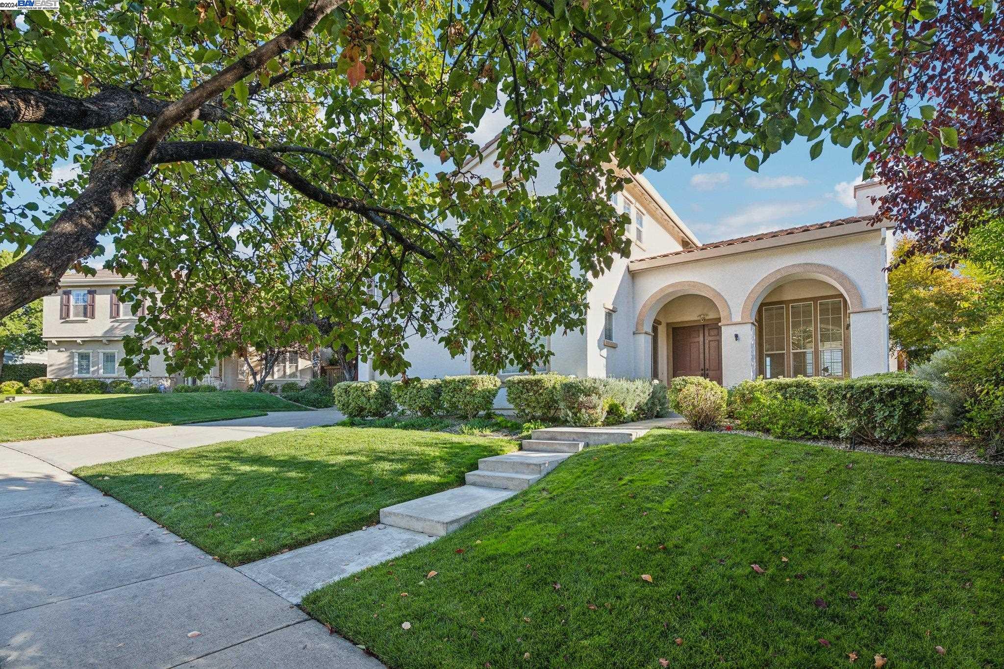 Detail Gallery Image 5 of 59 For 2554 Risebridge Ct, Brentwood,  CA 94513 - 6 Beds | 4/1 Baths