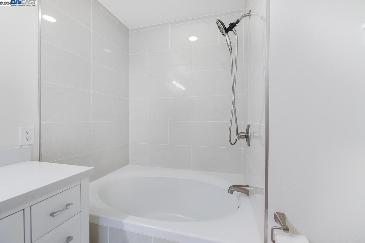 Detail Gallery Image 22 of 35 For 106 Coralflower Ln, San Ramon,  CA 94582 - 3 Beds | 2/1 Baths