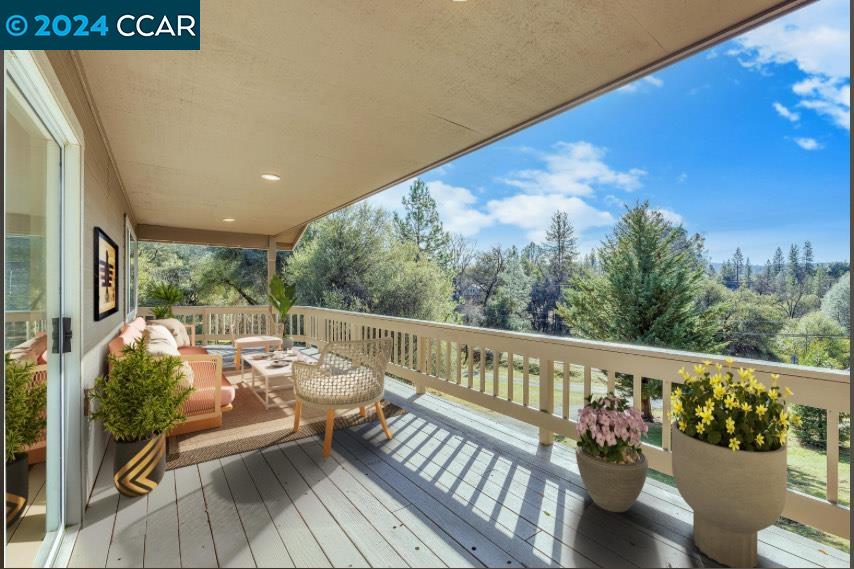 Detail Gallery Image 16 of 59 For 20560 Ferretti Road, Groveland,  CA 95321 - 3 Beds | 2 Baths