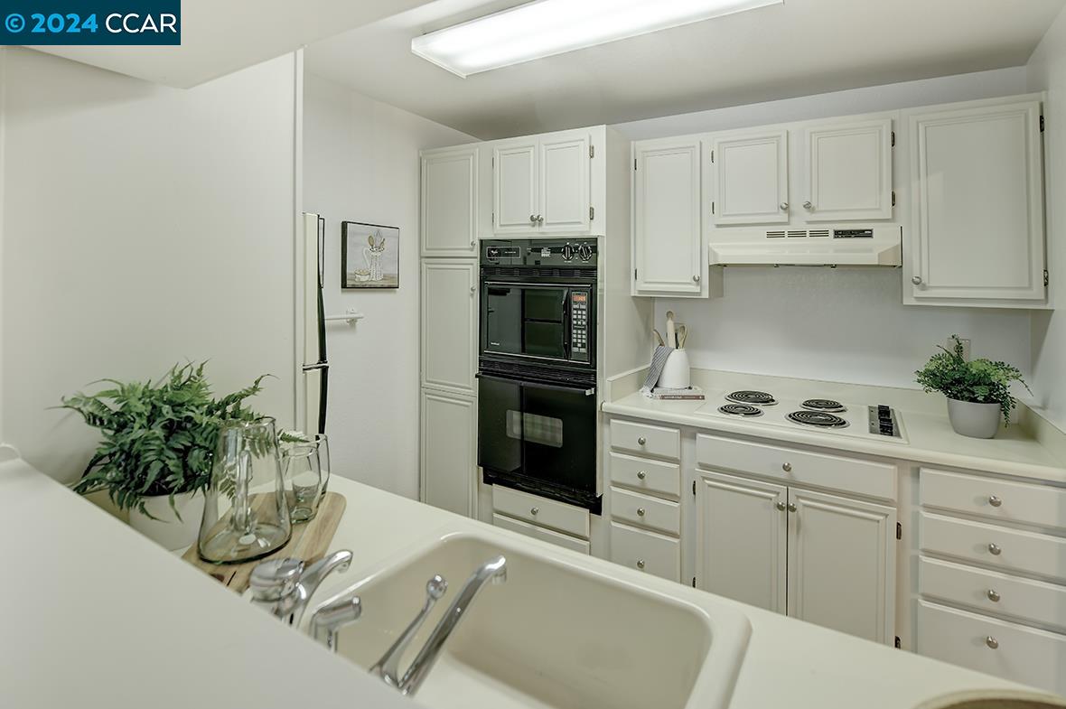 Photo #2: 41077954 Listing 