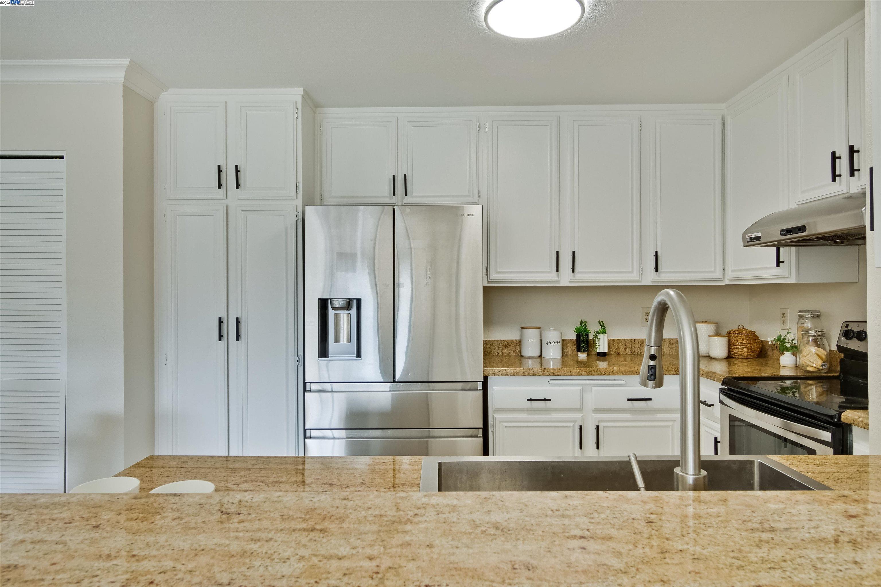 Photo #5: 41077956 Listing 