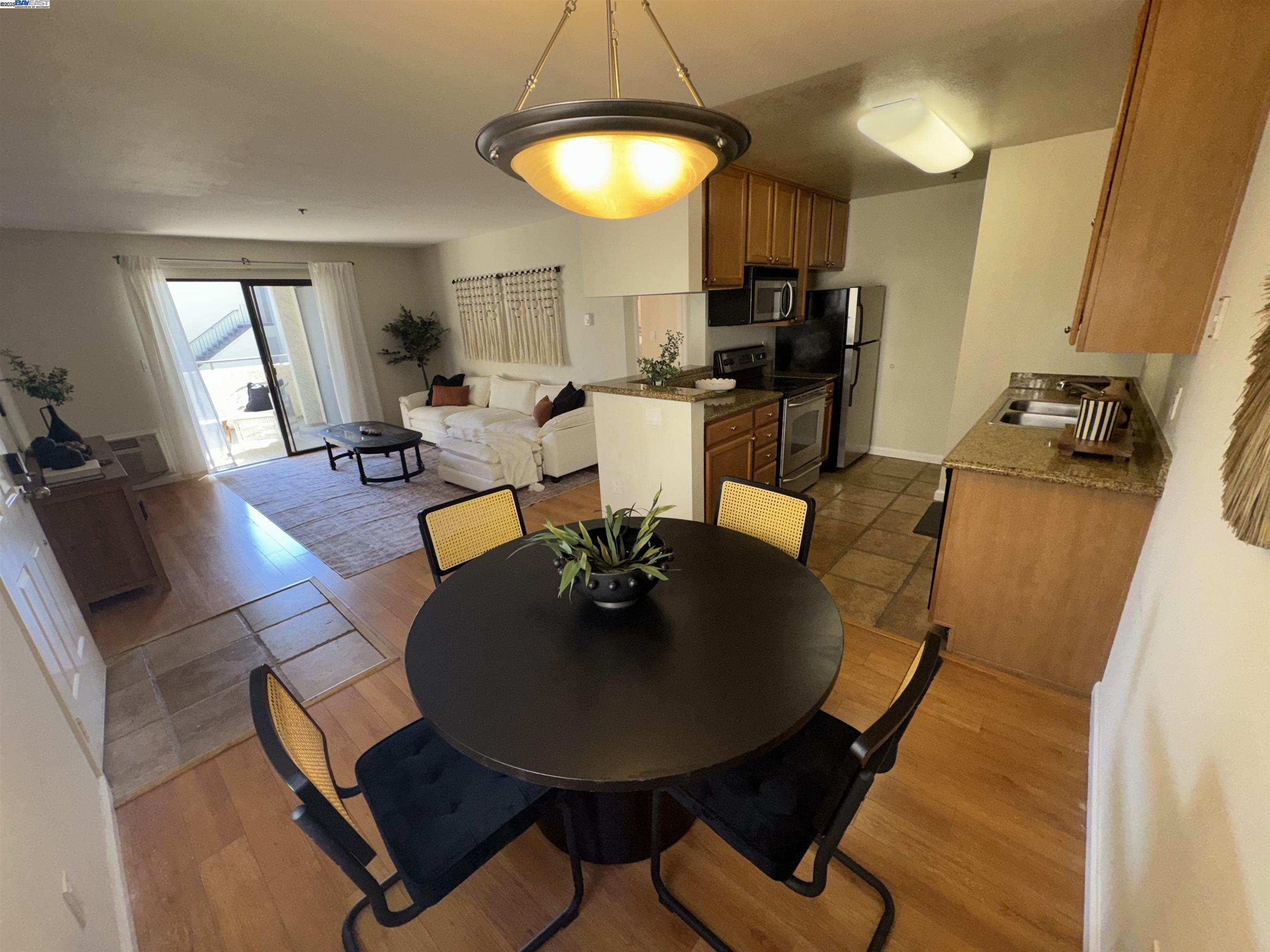 Detail Gallery Image 16 of 41 For 880 E Fremont #701,  Sunnyvale,  CA 94087 - 1 Beds | 1 Baths