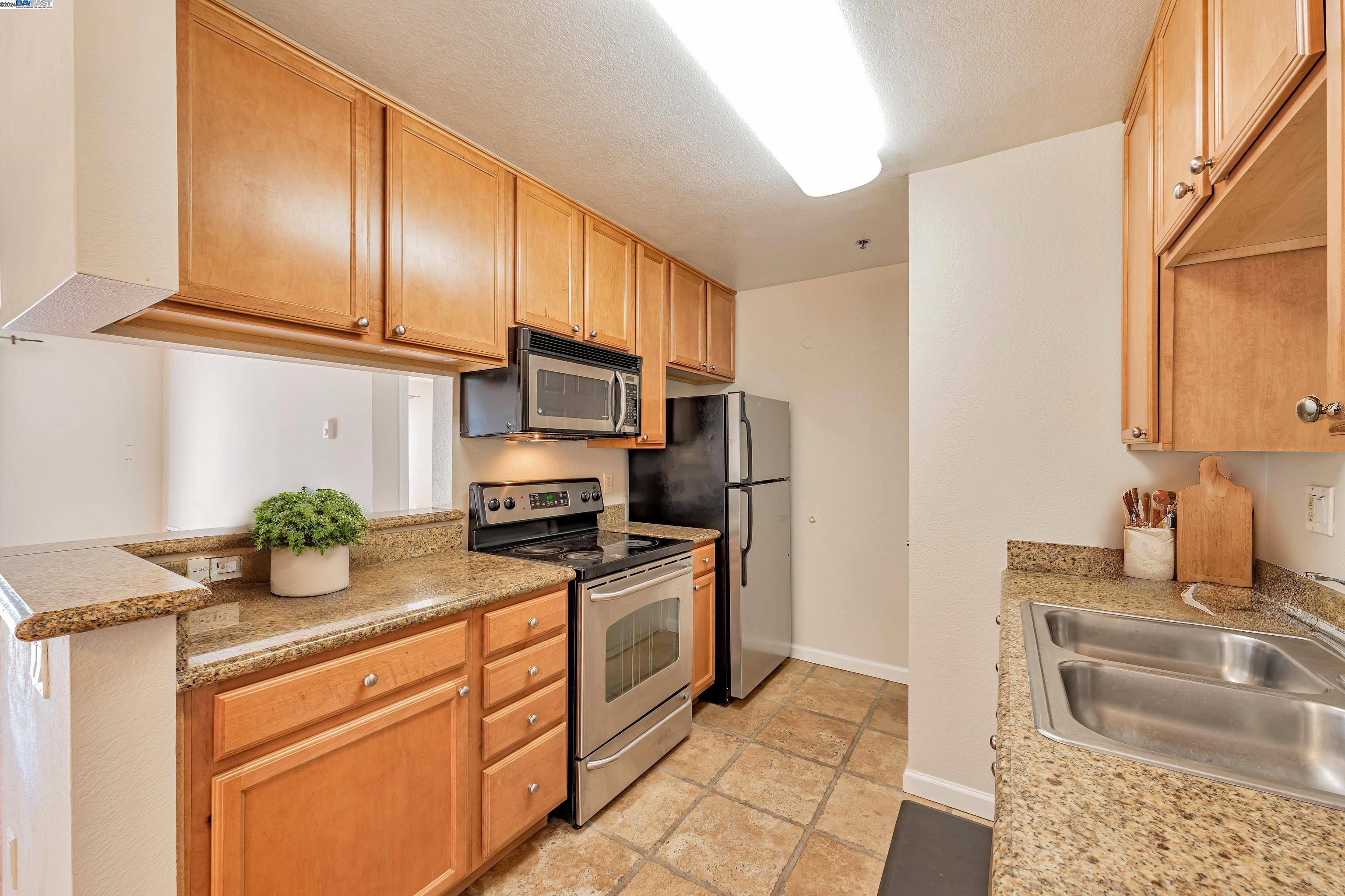 Detail Gallery Image 3 of 41 For 880 E Fremont #701,  Sunnyvale,  CA 94087 - 1 Beds | 1 Baths