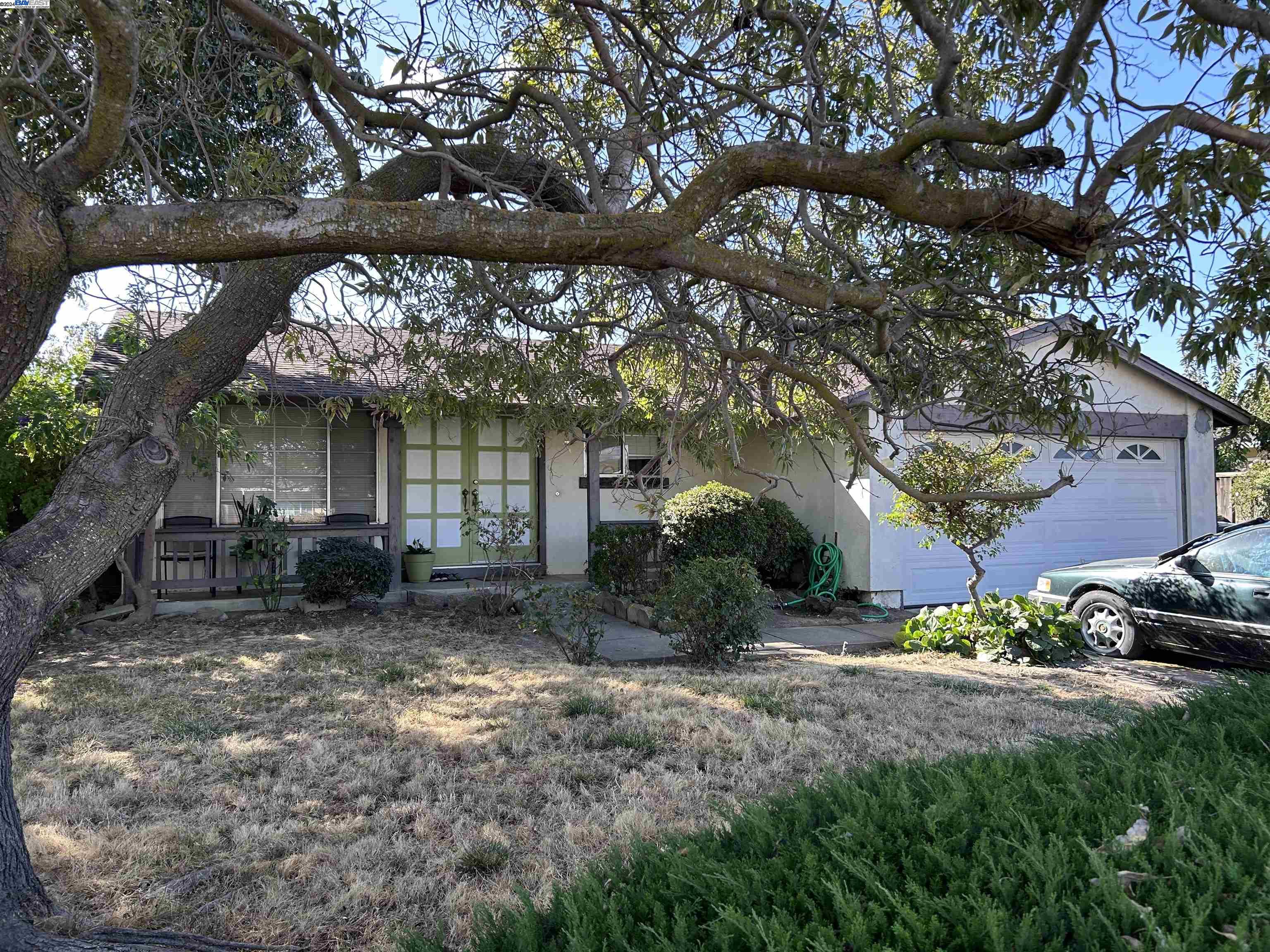 Detail Gallery Image 1 of 1 For 32524 Gina Way, Union City,  CA 94587 - 3 Beds | 2 Baths
